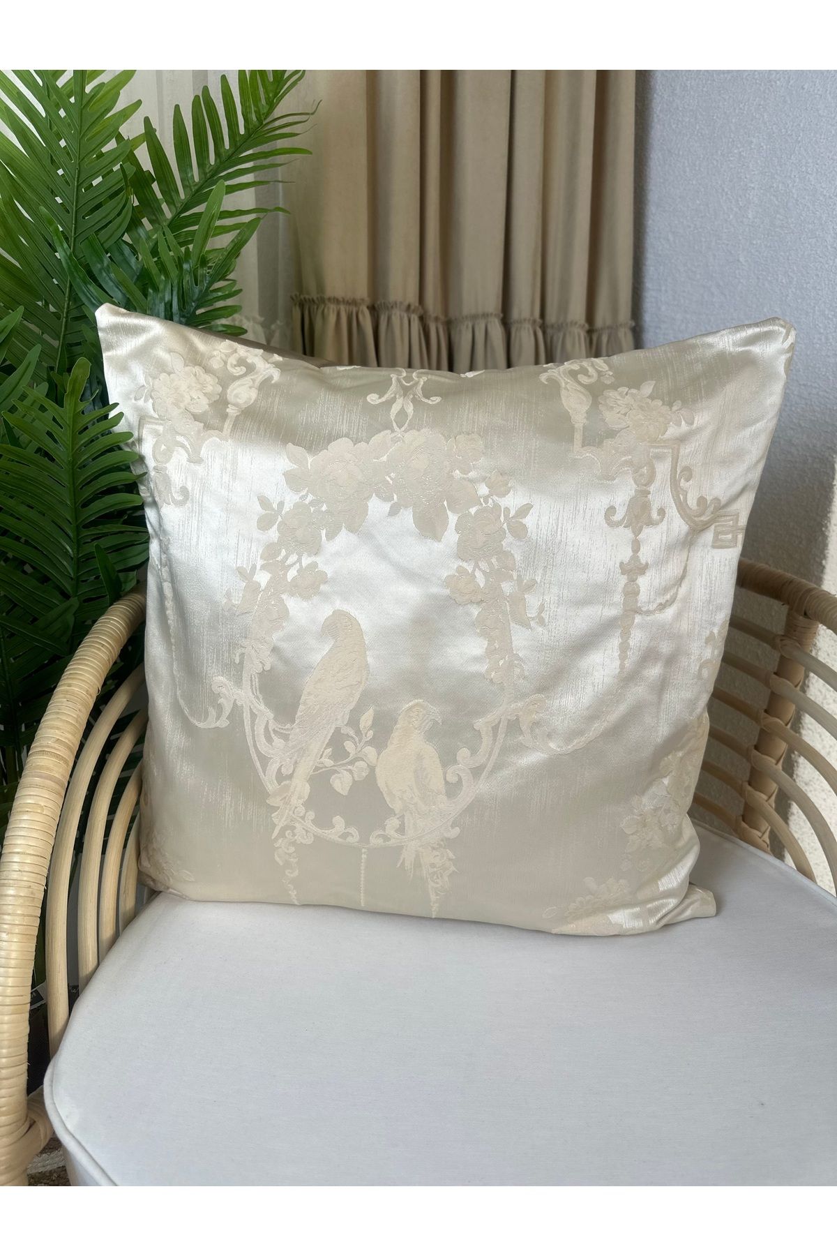 Ekru Bej Kuş Desen Salon Kırlent Kılfıı