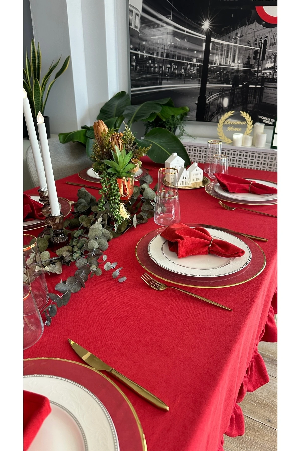 Kadife Dokulu Dertsiz Vintage Fırfırlı Masa Örtüsü