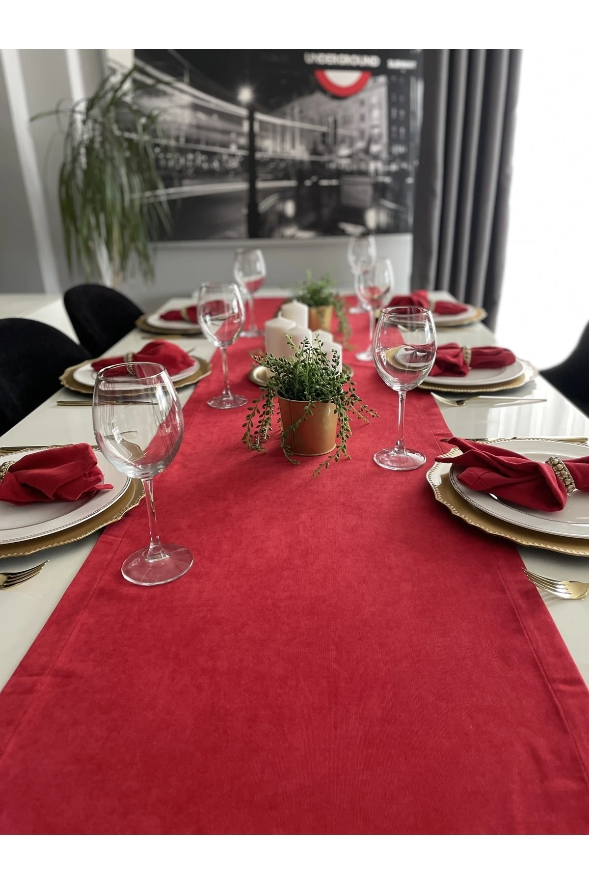 Kadife Dokulu Dertsiz Uzun Kırmızı Runner