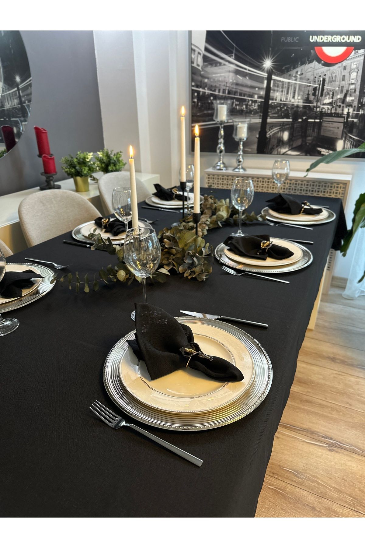 Keten Dokulu Siyah Masa Örtüsü