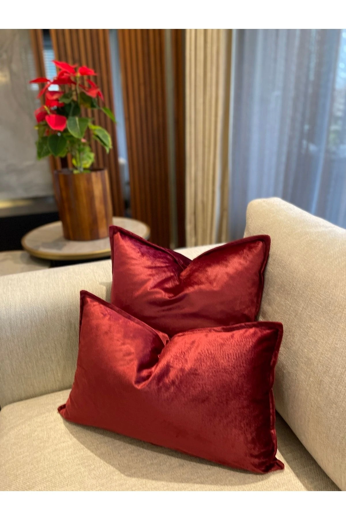 Kadife Kırlent Kılıfı Kırmızı Kadife Kırlent Kılıfı