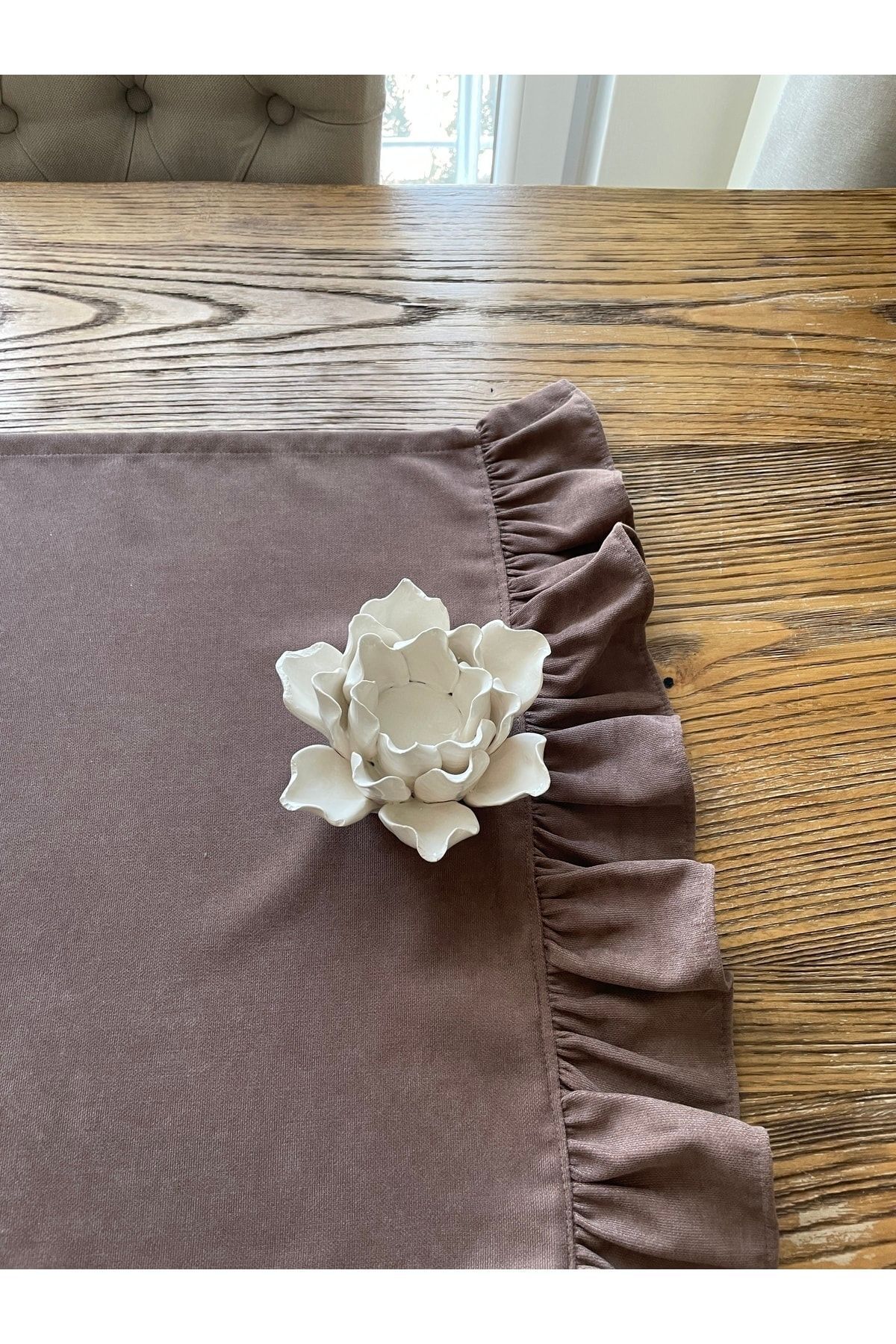 Fırfırlı Kahverengi Vintage Runner