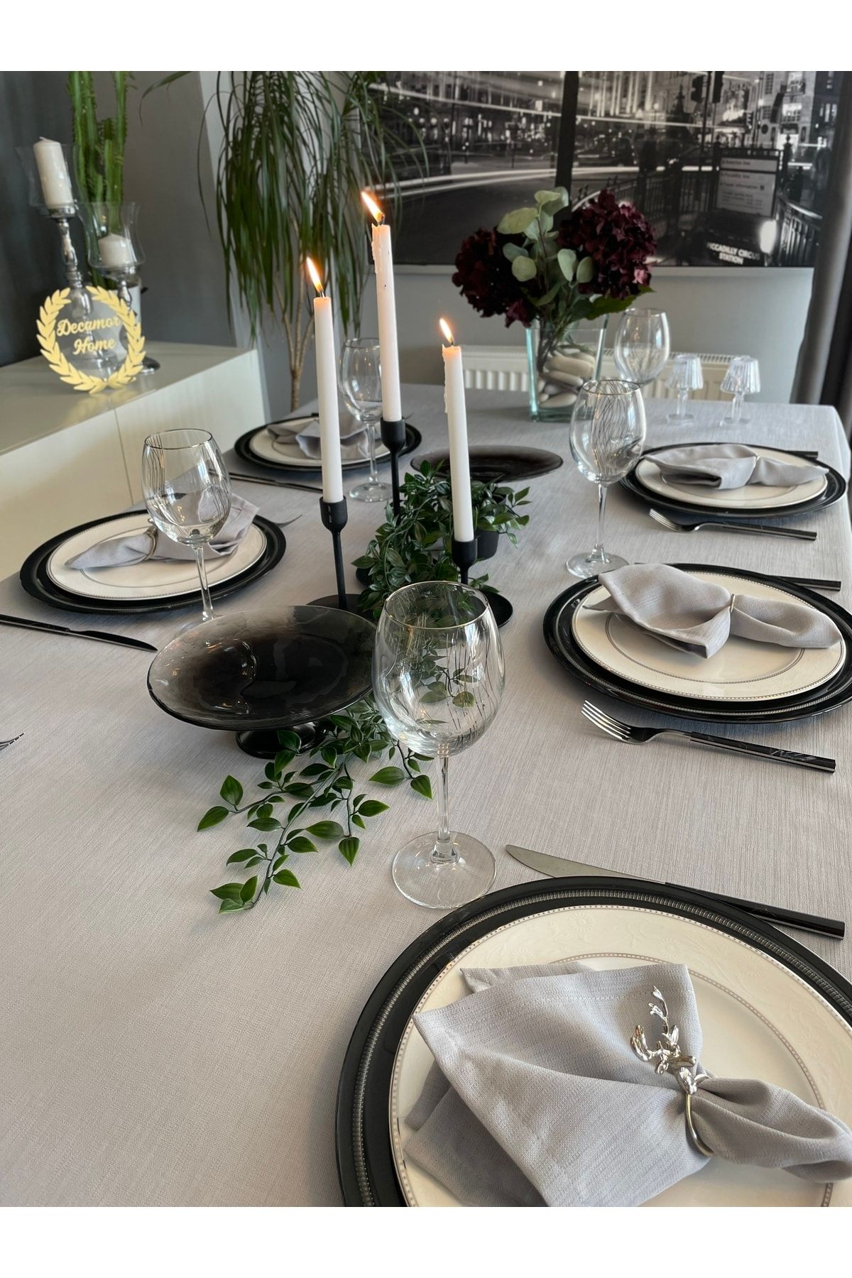 Keten Dokulu Dertsiz Açık Gri Masa Örtüsü