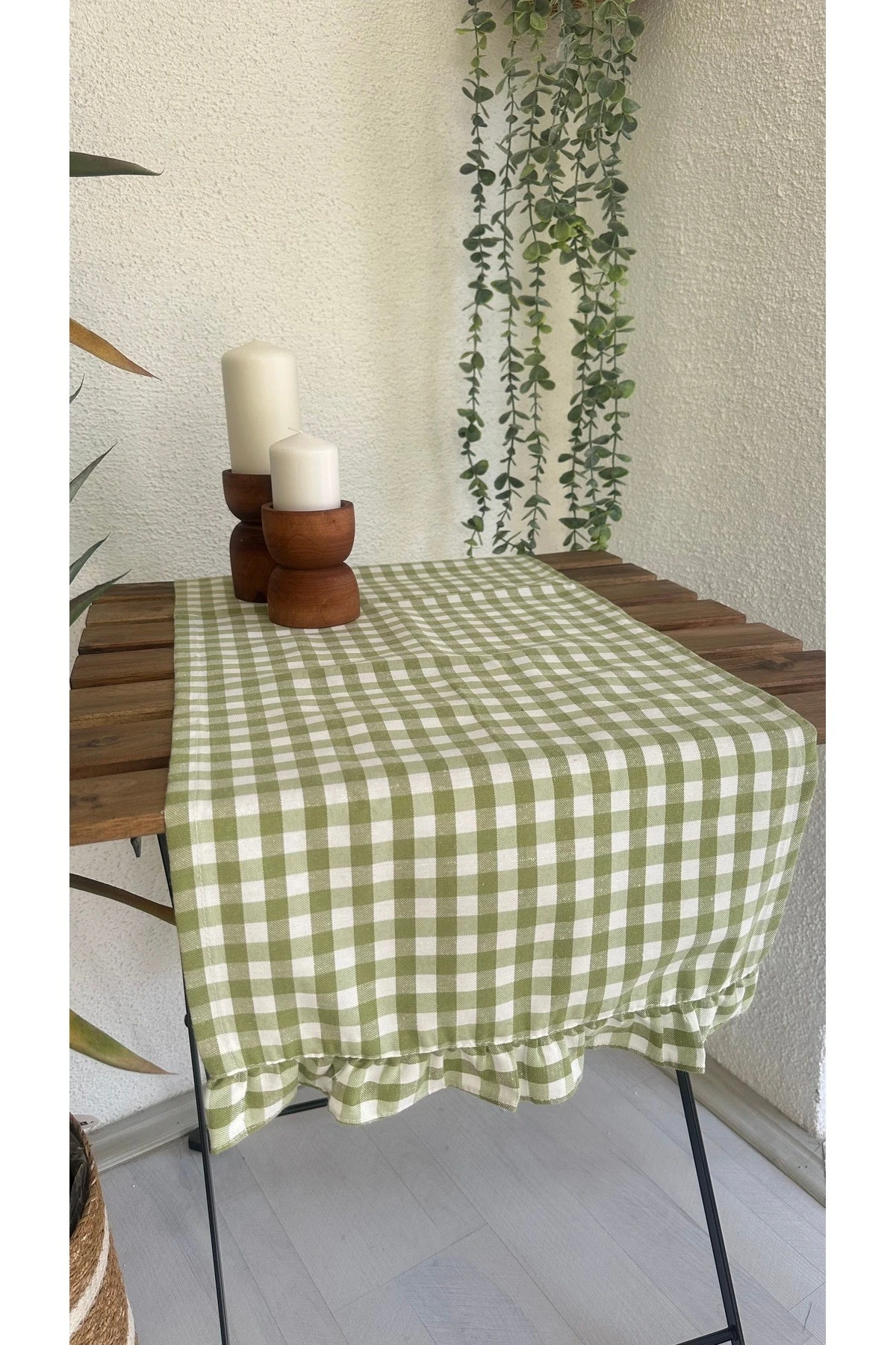 Vintage Fırfırlı Pötikareli Keten Runner