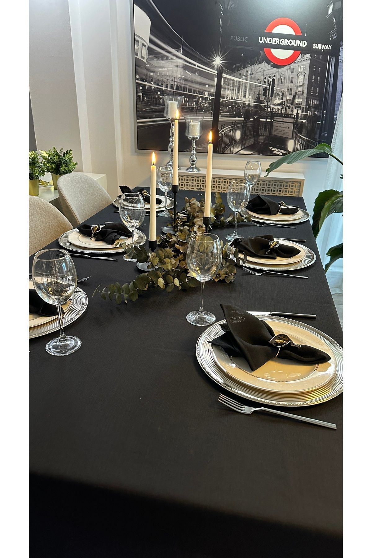 Keten Dokulu Siyah Masa Örtüsü