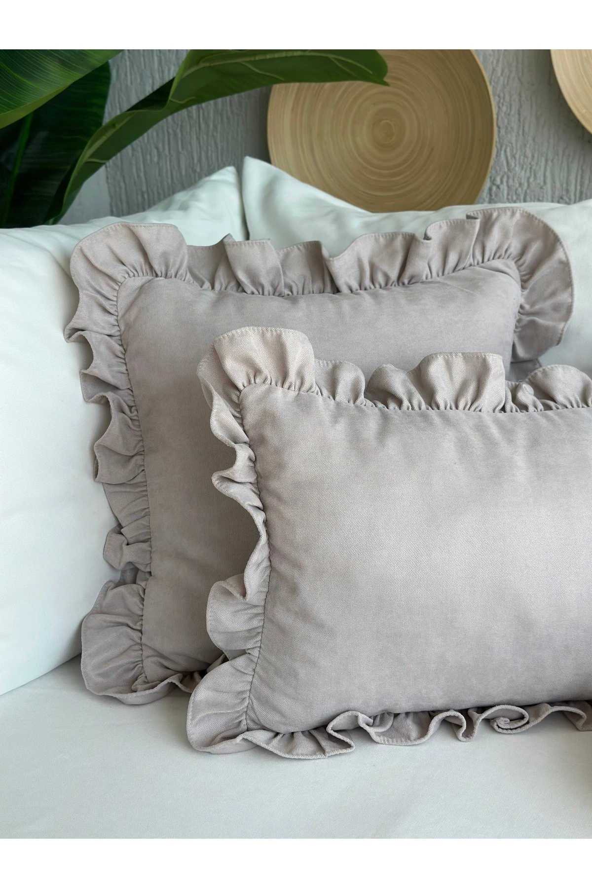 Vintage Taş Rengi Fırfırlı Kırlent Kılıfı 1 Ad