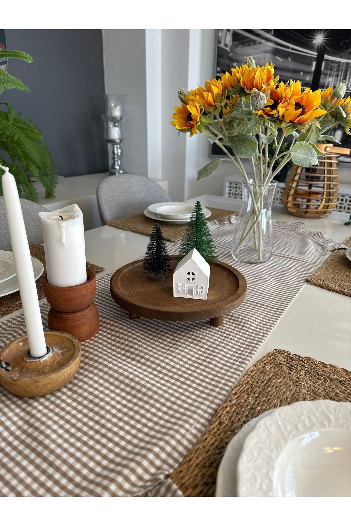 Vintage Mini Pötikare Köşe Fırfırlı Bej Runner