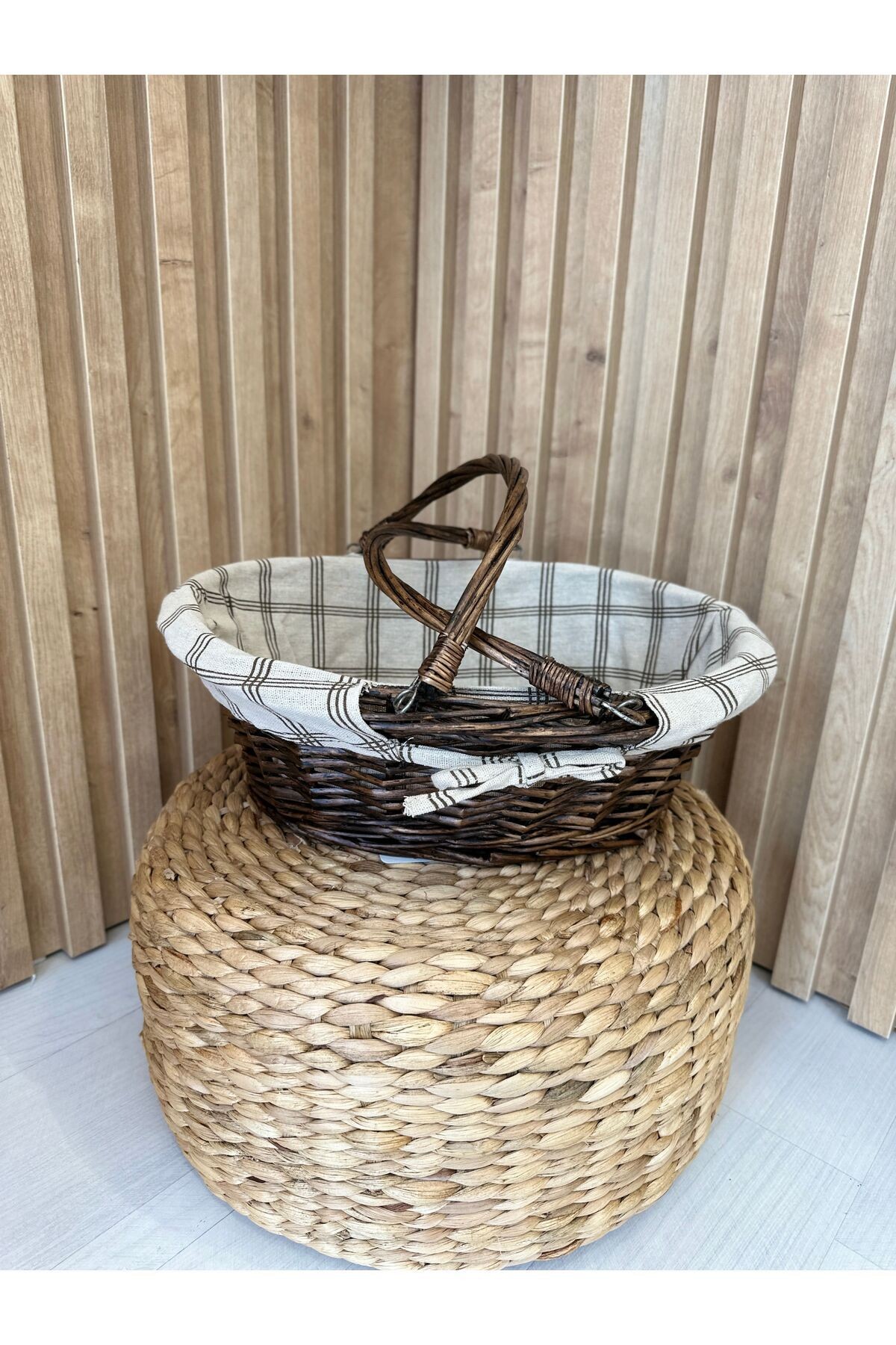 Rattan Kulplu Kahverengi Sepet