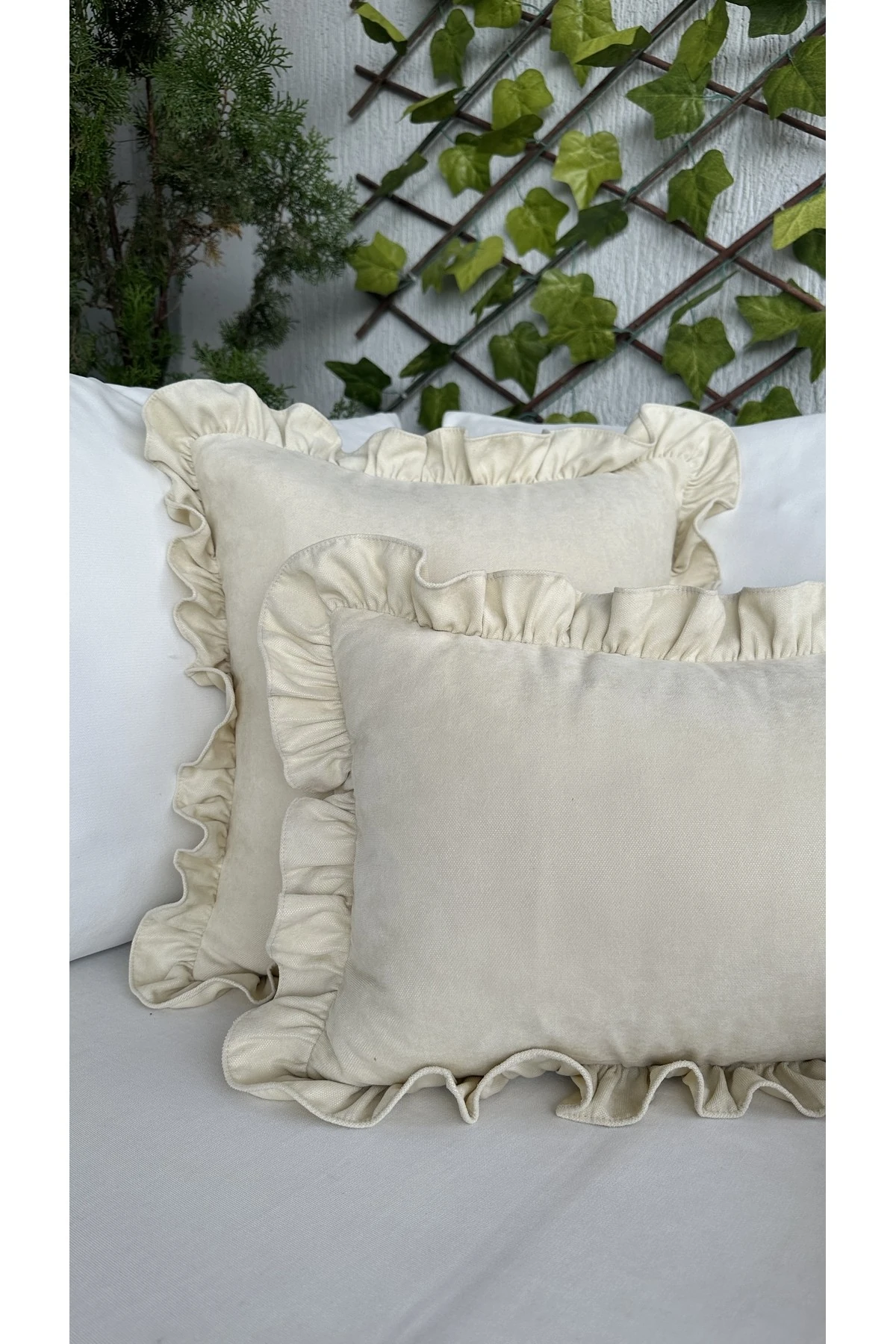 Vıntage Fırfırlı Fil Dişi Rengi Kırlent Kılıfı 1 Ad