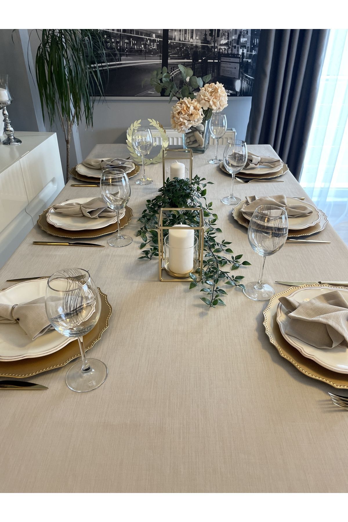 Keten Dokulu Bej Masa Örtüsü