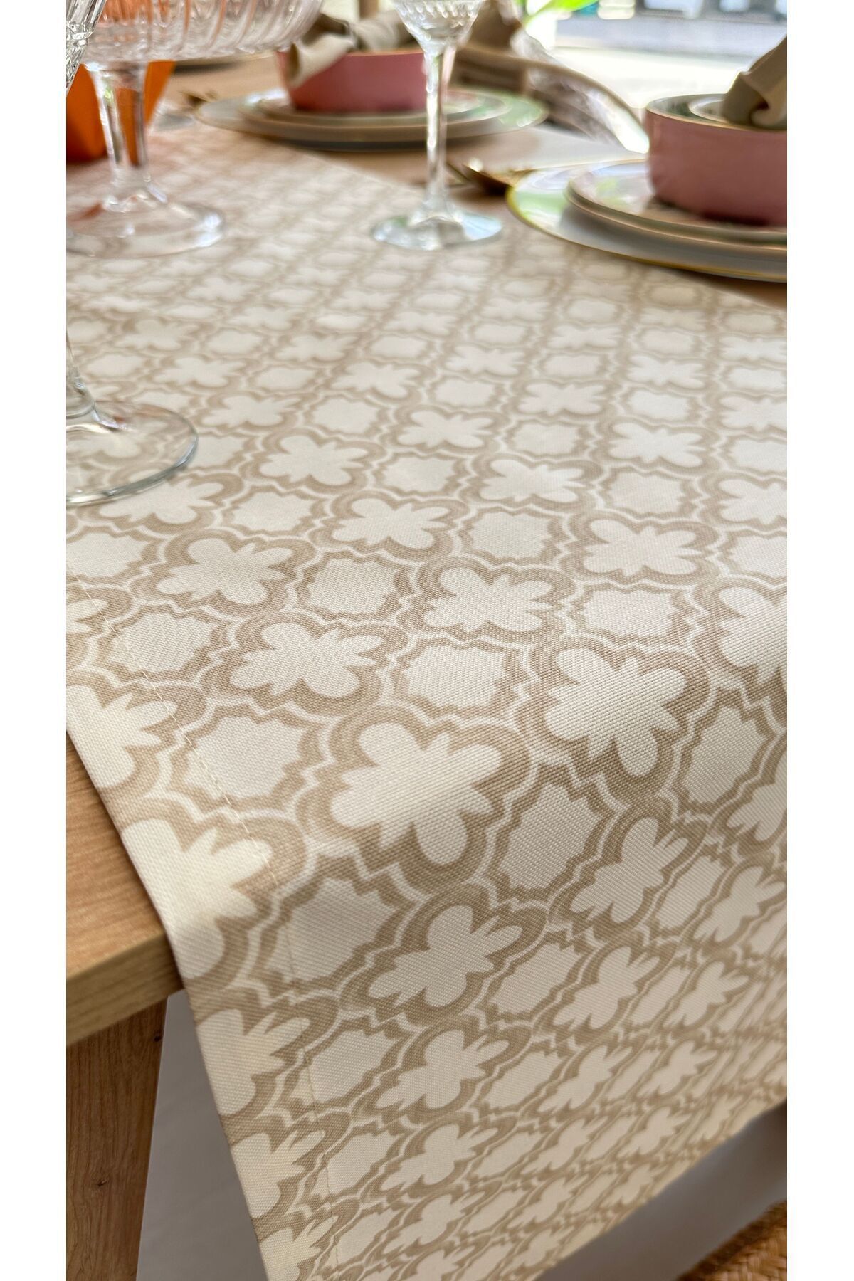 Leke Tutmaz Dertsiz Desenli Runner