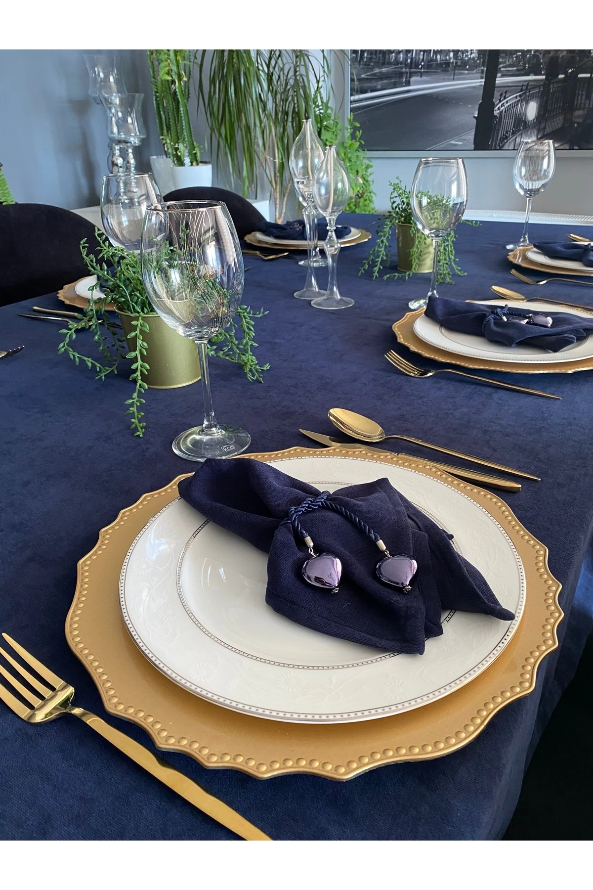 6'lı Lacivert Dertsiz Kadife Dokulu Kumaş Peçete