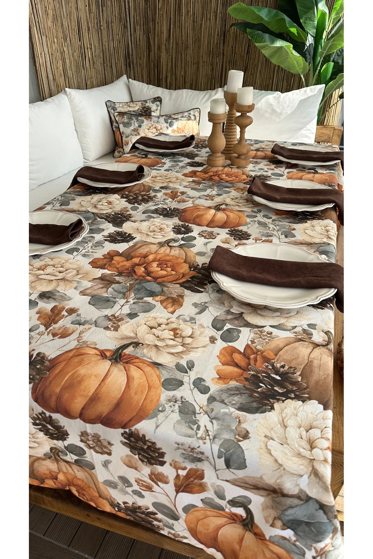 Leke Tutmaz Sıvı Geçirmez Bal Kabağı Desenli Ekru Masa Örtüsü