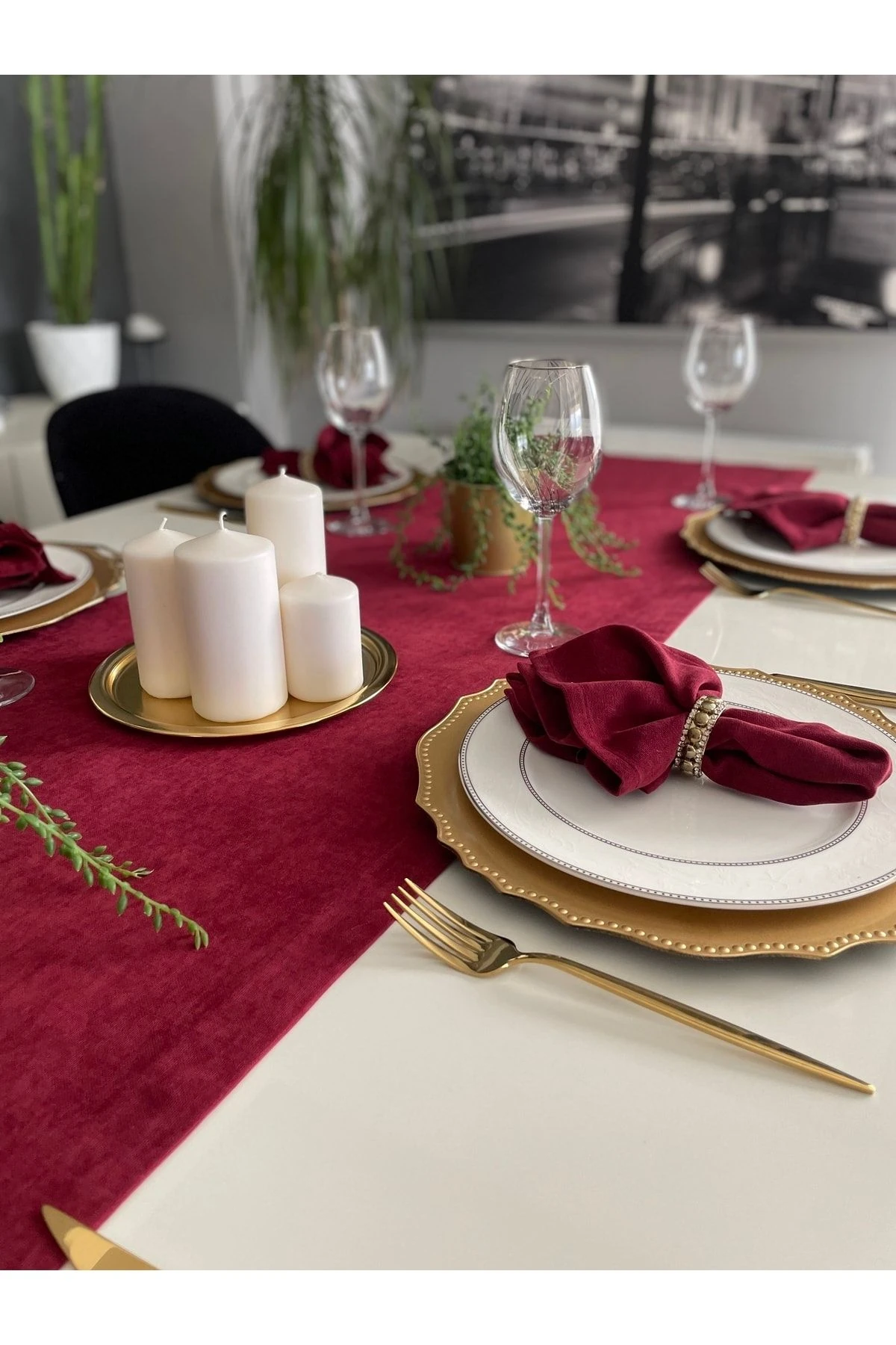 Kadife Dokulu Dertsiz Uzun Bordo Runner