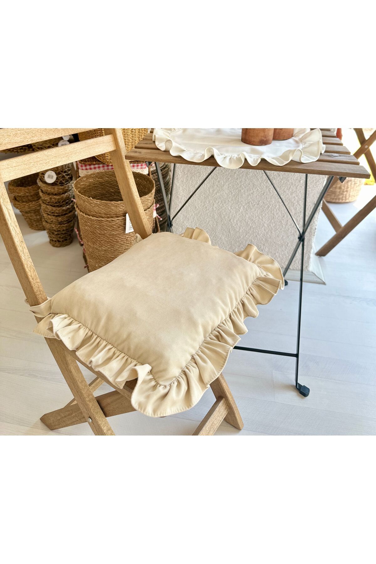 Fırfırlı Sandalye Minderi Leke Tutmaz Vanilya Renk