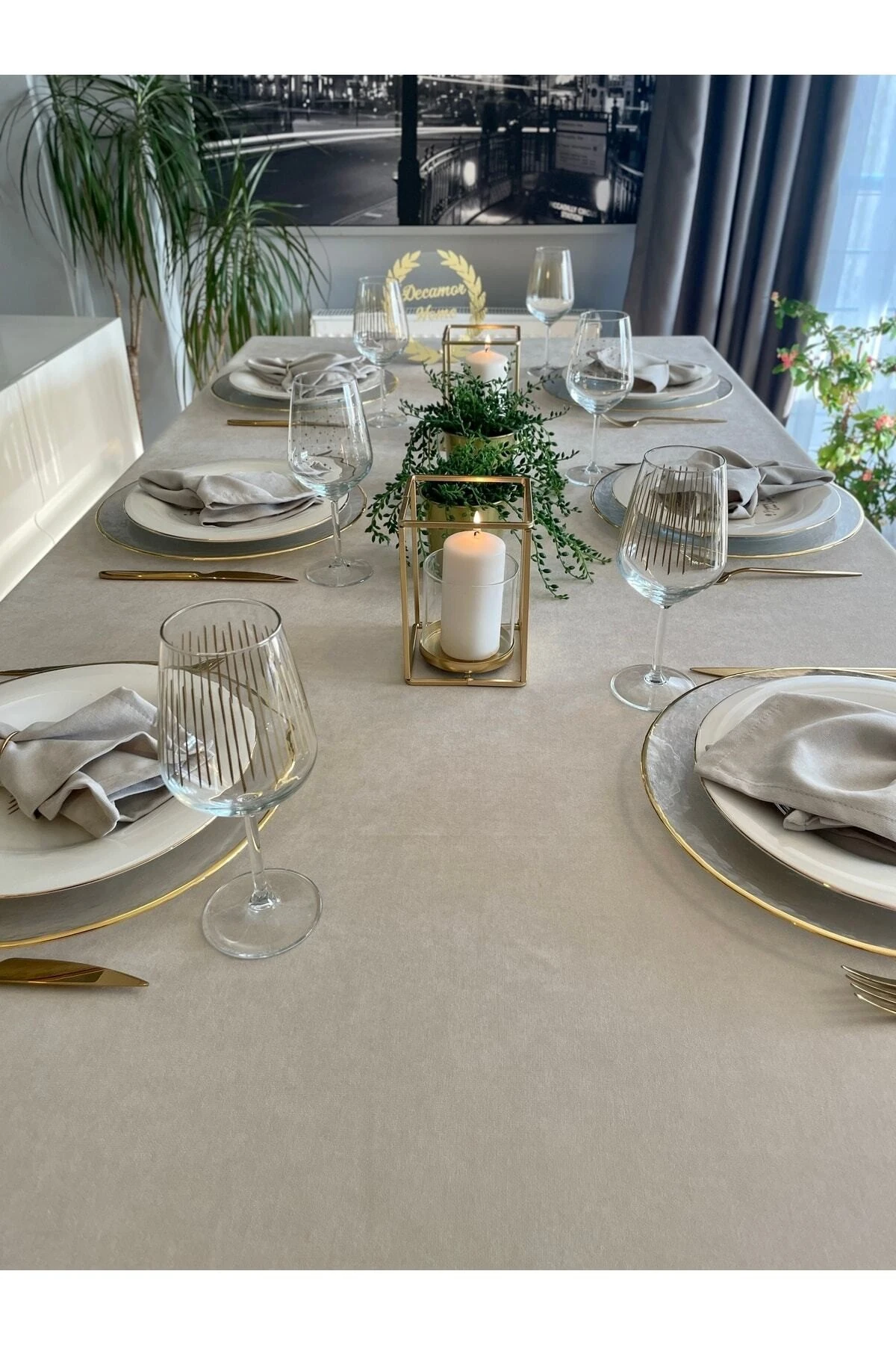 Kadife Dokulu Dertsiz Leke Tutmaz Taş Rengi Masa Örtüsü