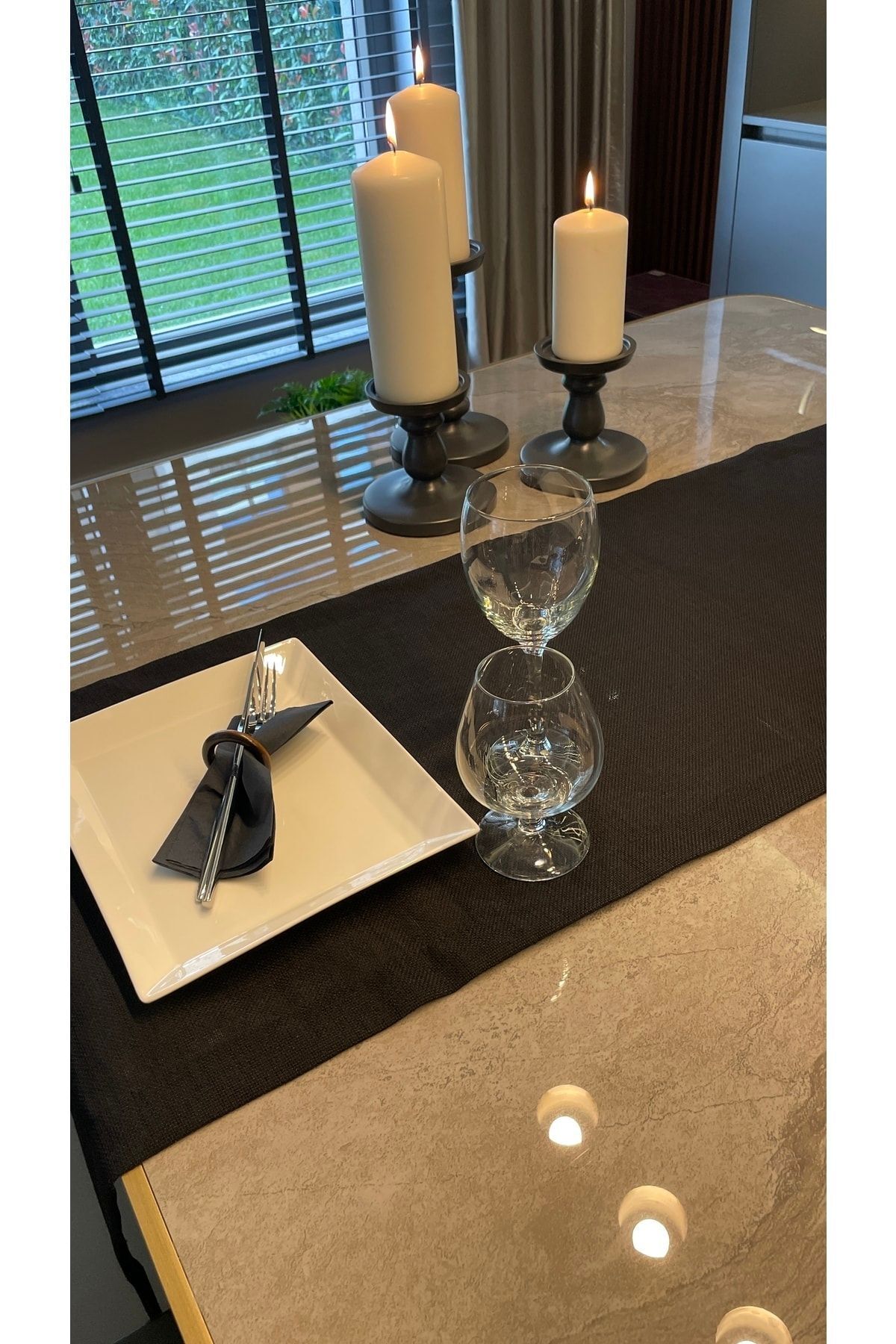 Keten Dokulu Siyah Runner