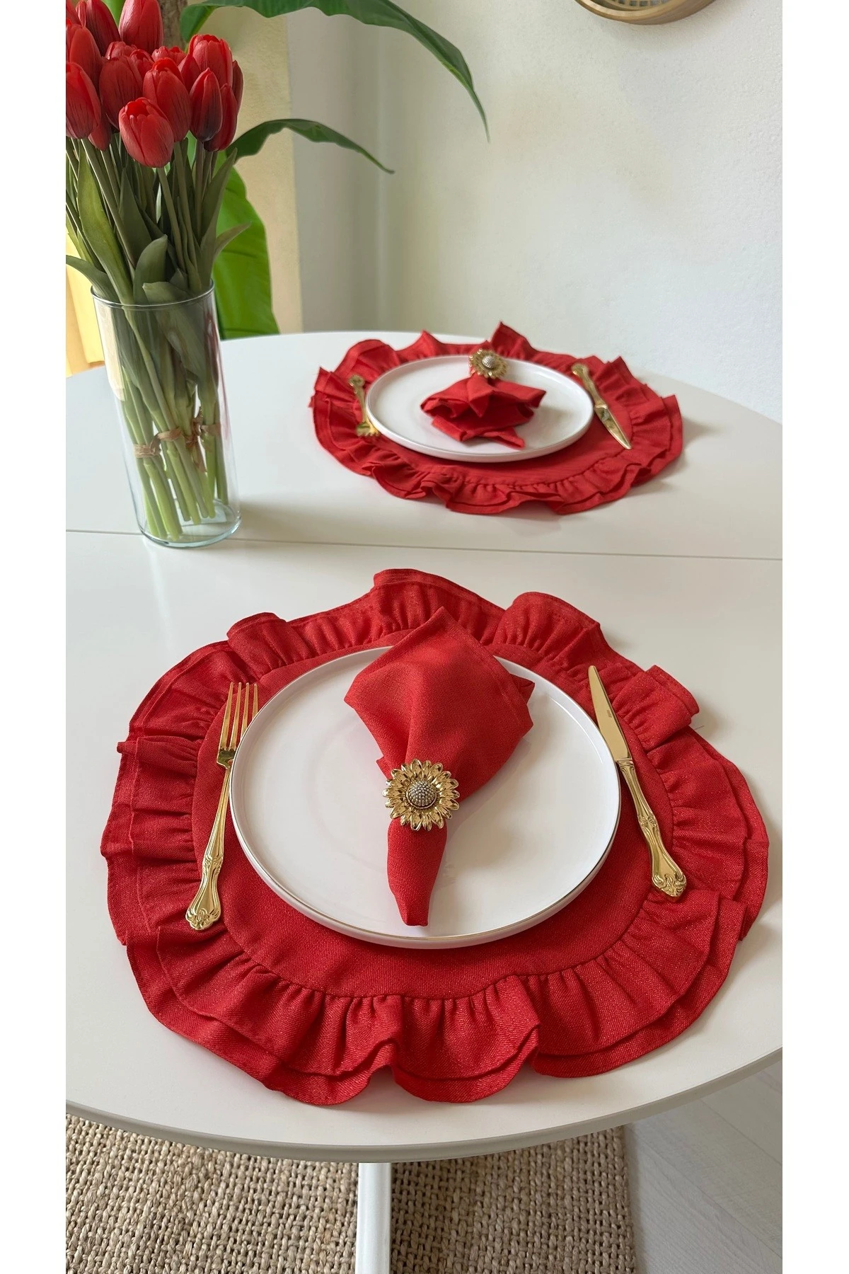 2 li Simli Kırmızı Fırfırlı Yuvarlak Amerikan Servis