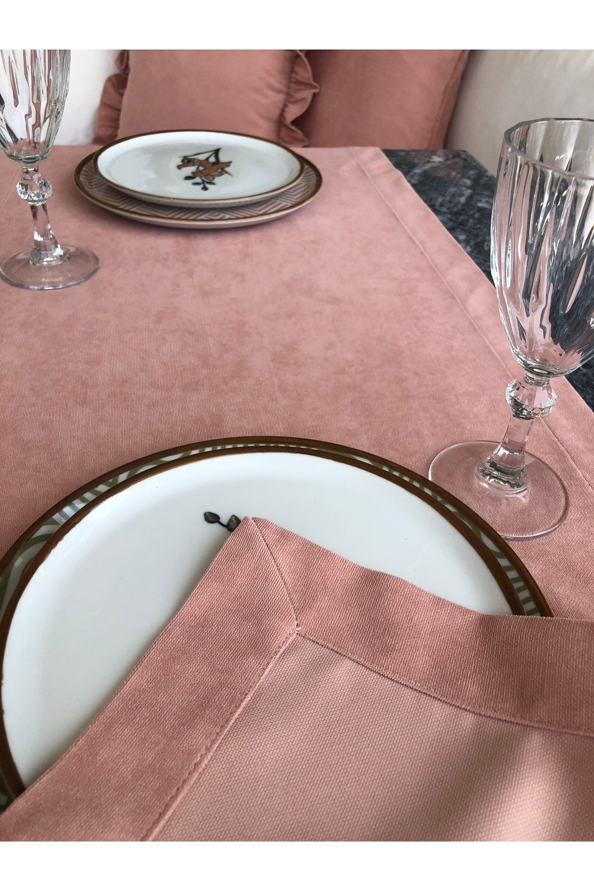 Kadife Dokulu Dertsiz Pudra Pembe Runner