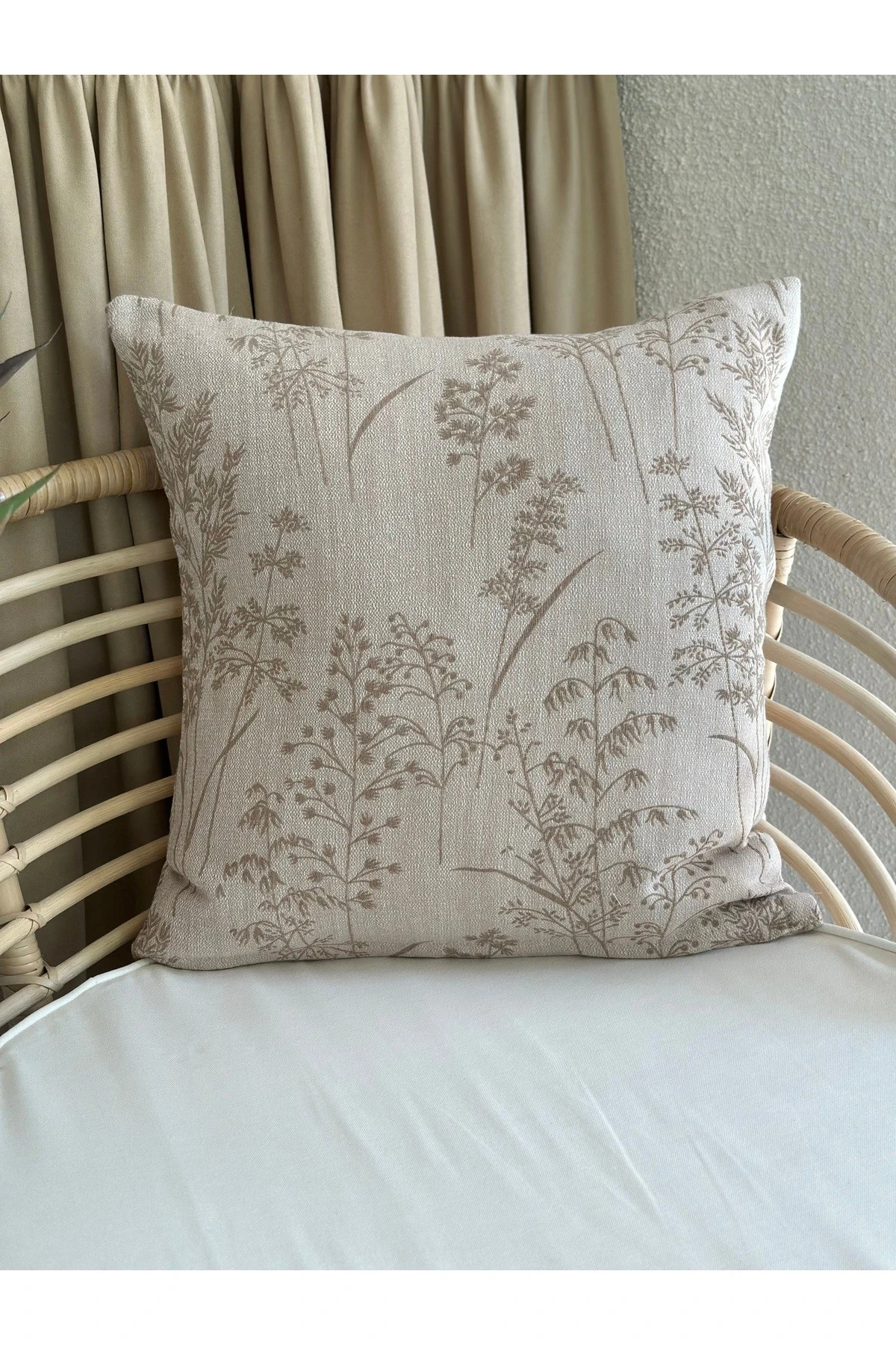 Dal Desenli Pamuklu Bej Rengi Salon Kırlent Kılıfı 1 ADET