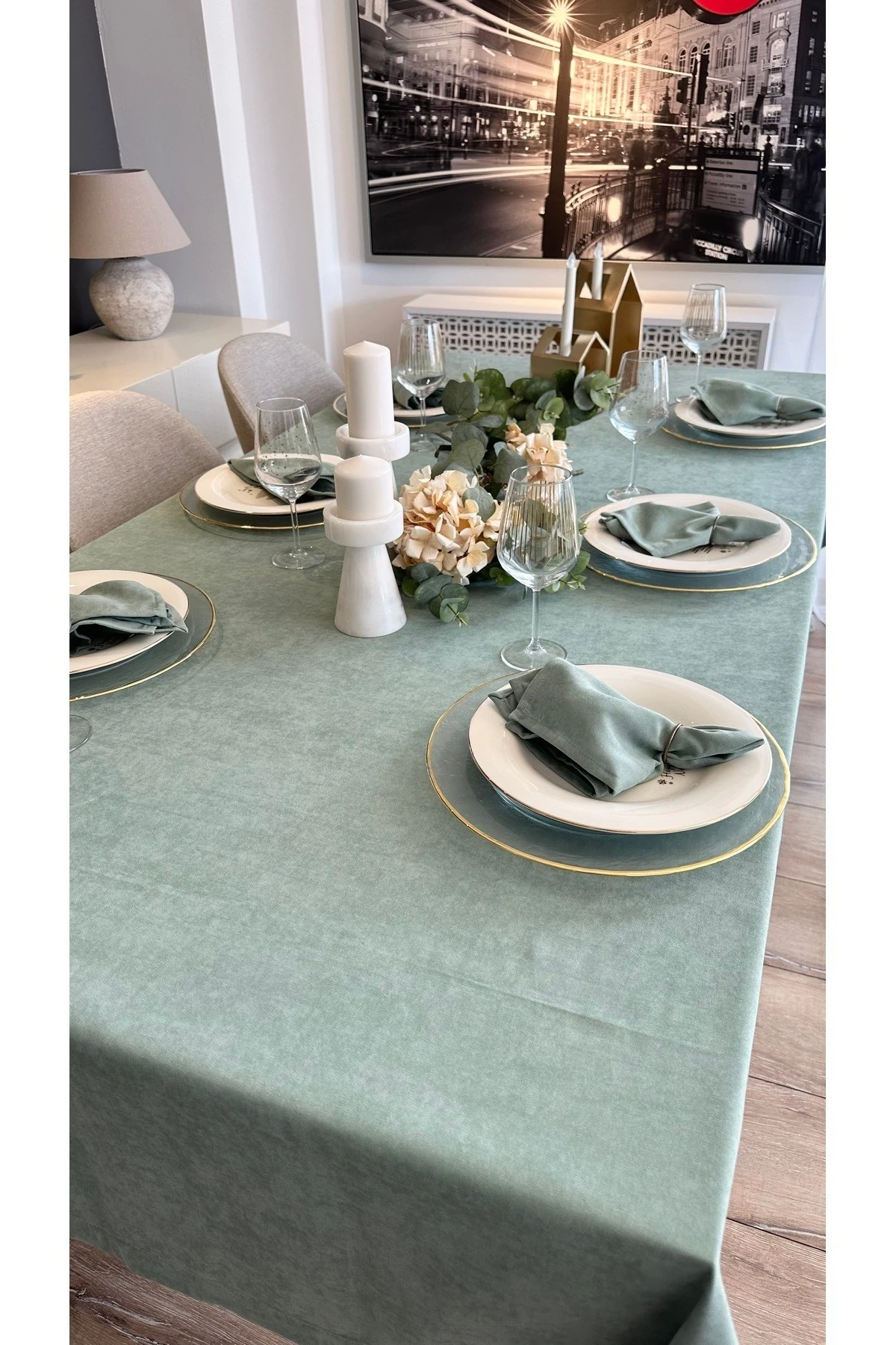 Kadife Dokulu Dertsiz Leke Tutmaz Adaçayı Yeşili Masa Örtüsü