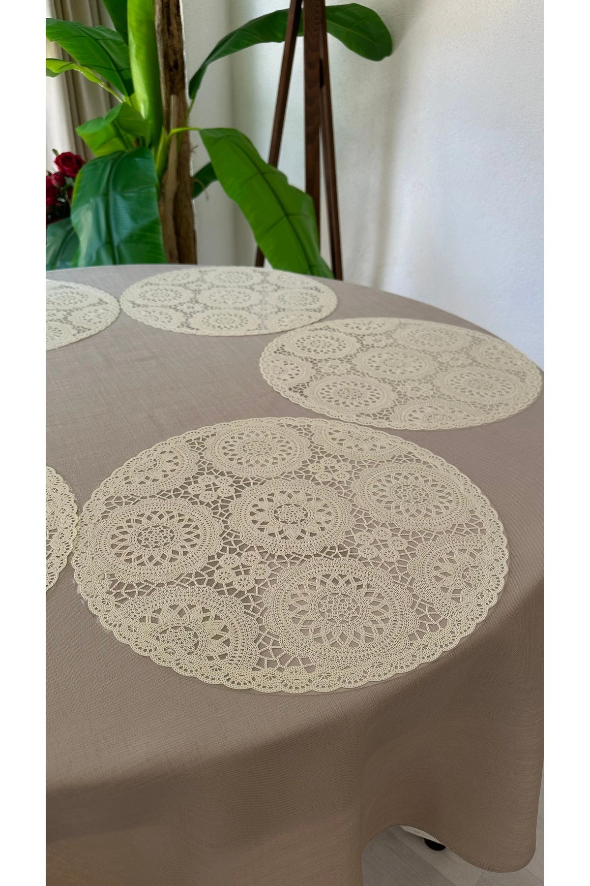 6 Ad Temizliği Kolay Dantel Görünüm Krem Amerikan Servis Supla