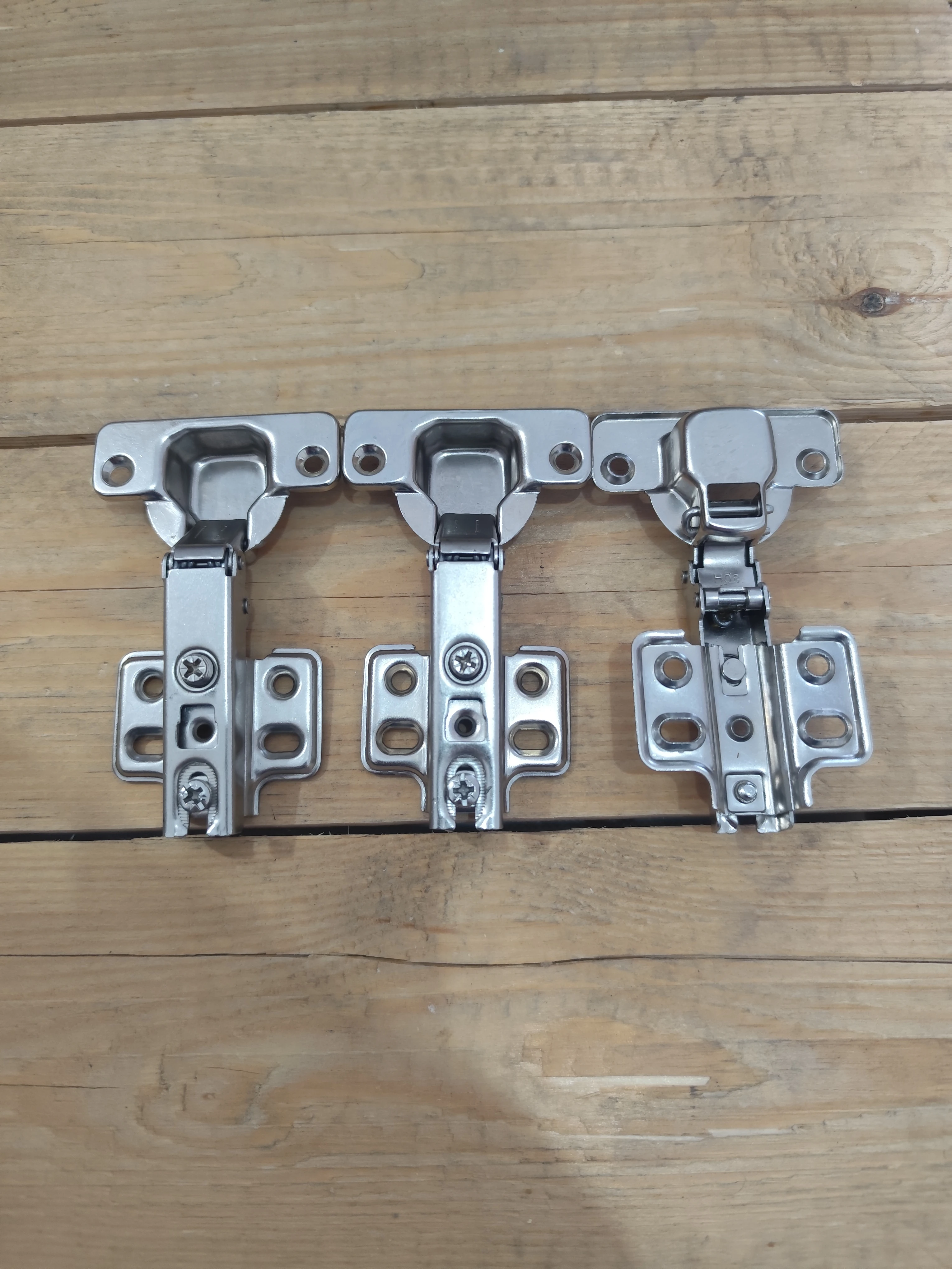 Frensiz düz dolap menteşesi