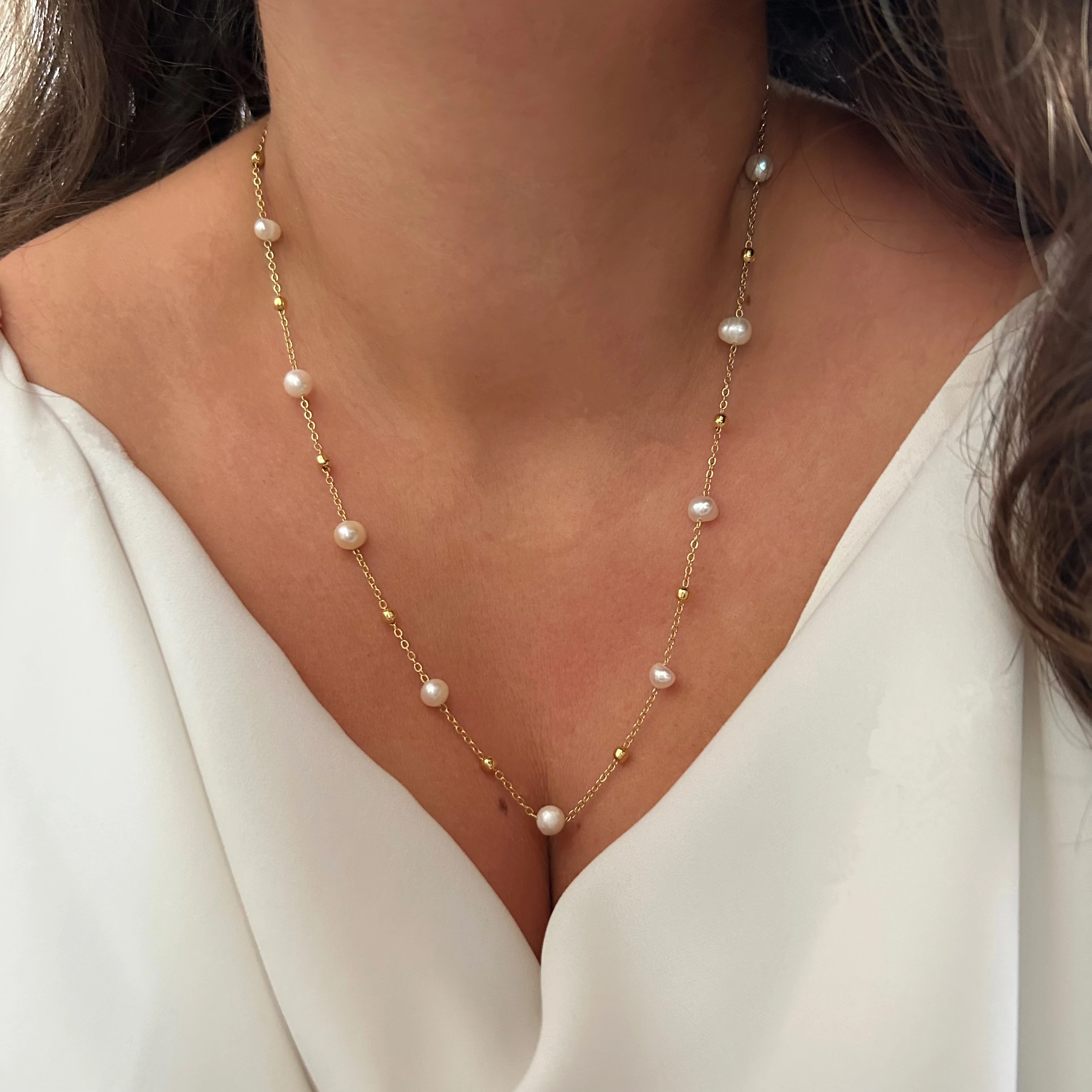 Topçuklu İnci Detaylı Kolye