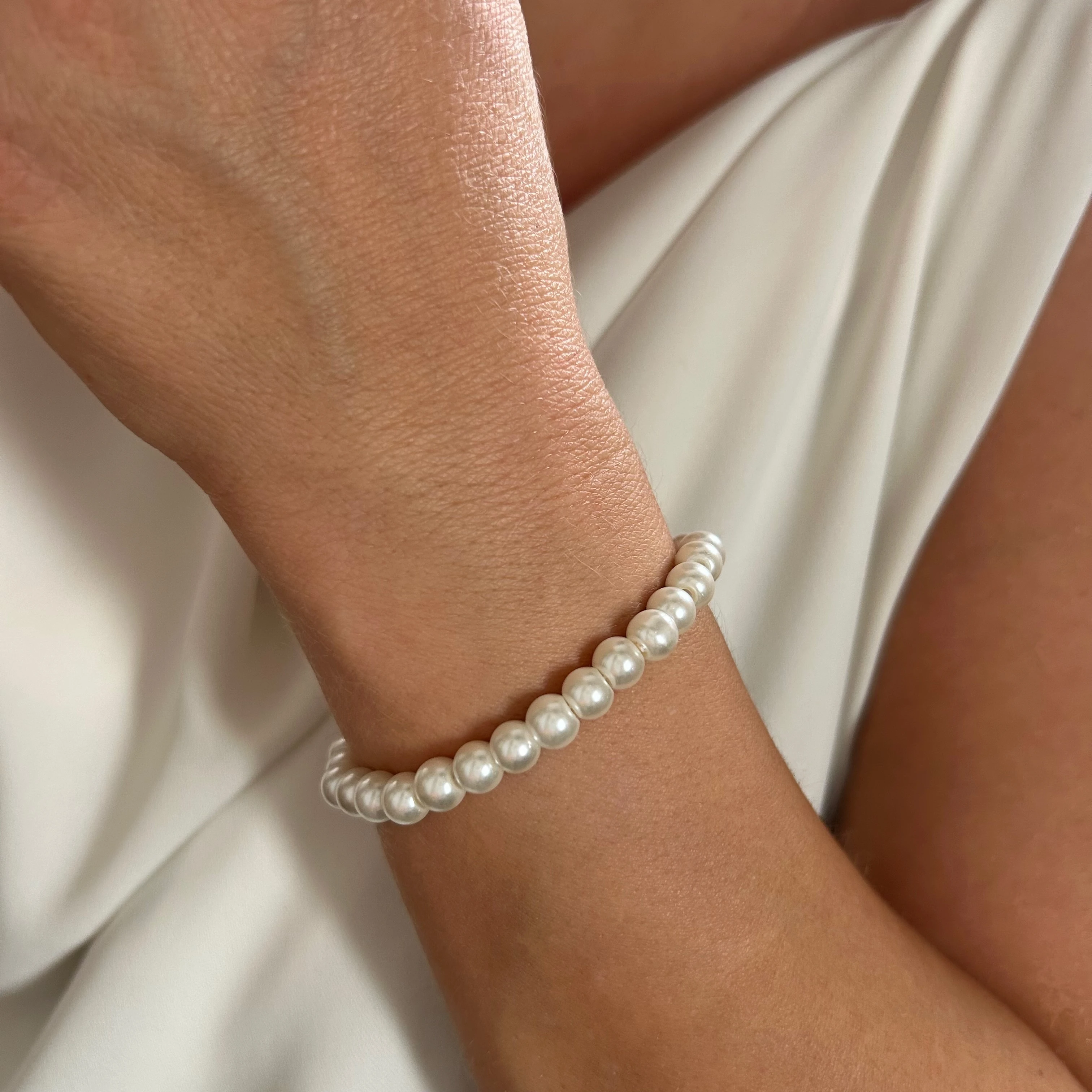Düz Sıra Cam İnci Bileklik