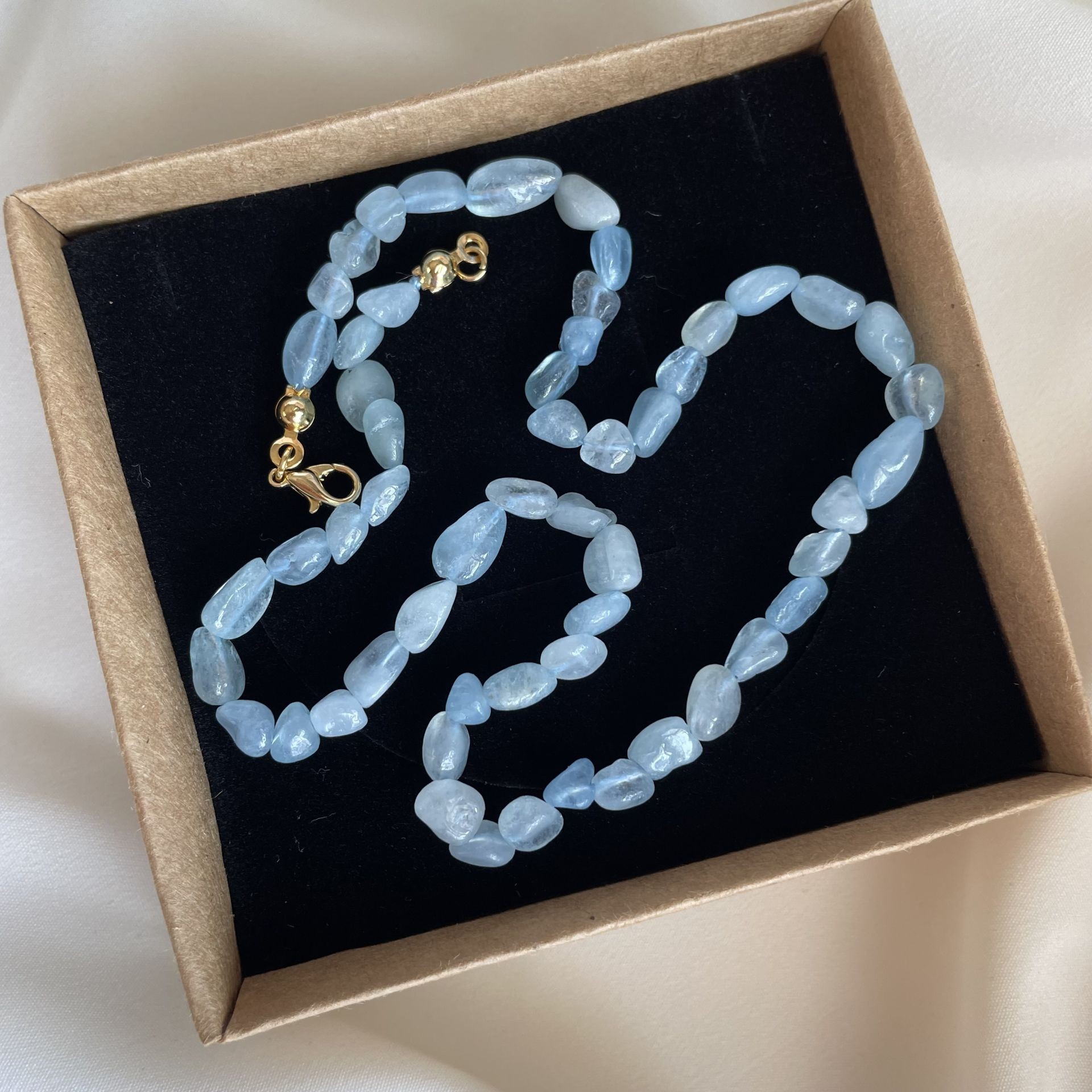 Amorf Aquamarine Taşlı Kolye