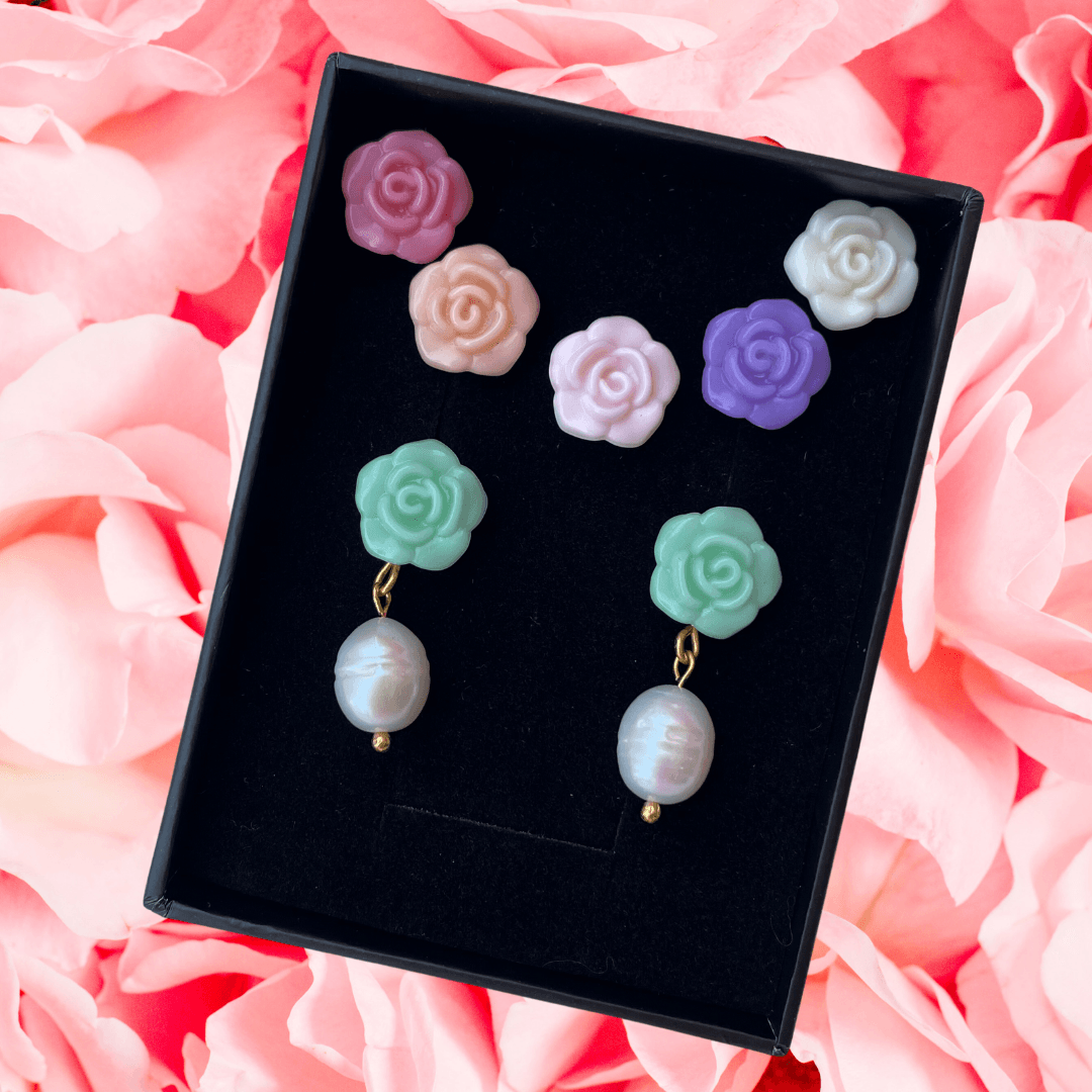 Rose & Pearl Gül Detaylı Tek İnci Küpe