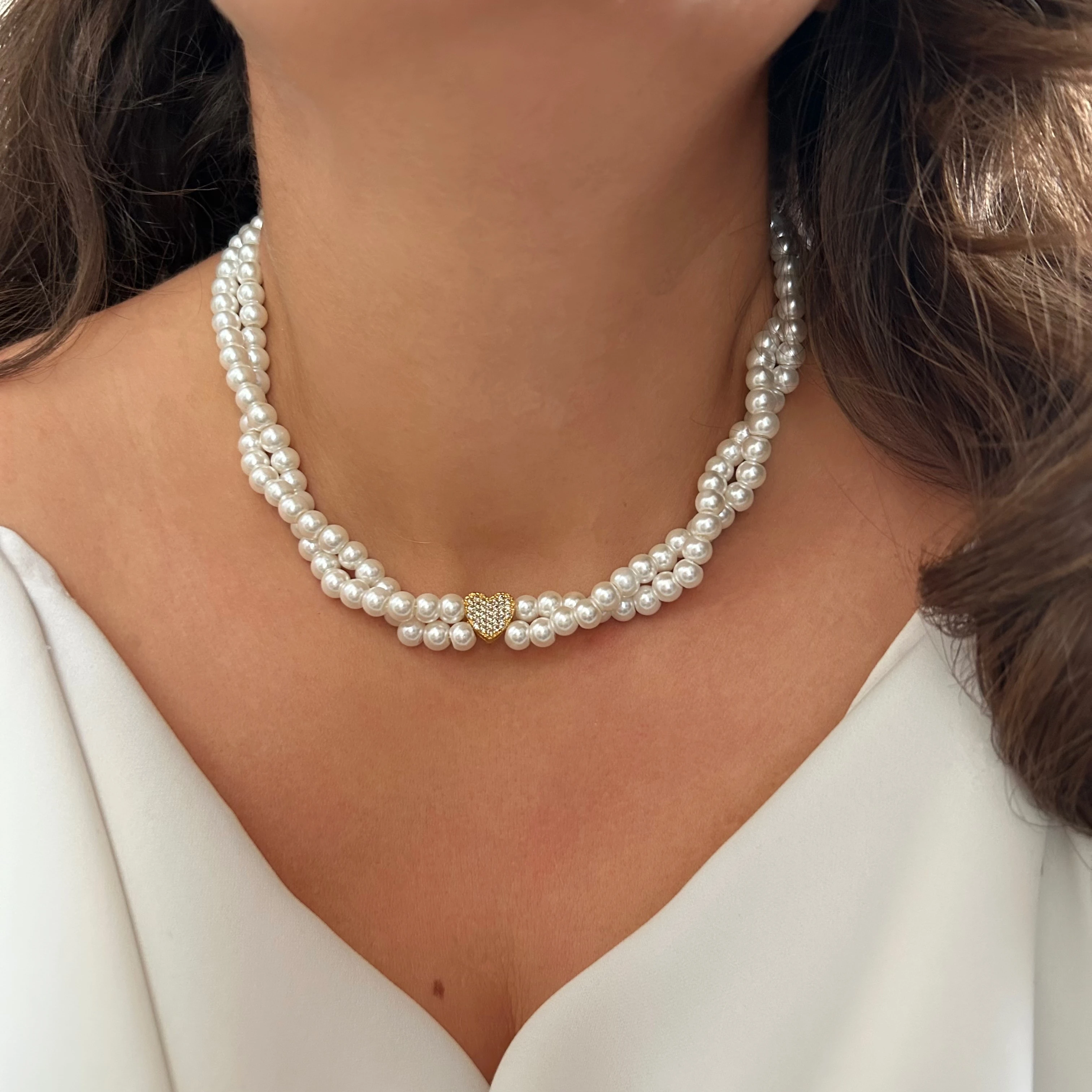 Kalp Detaylı Sarmal Cam İnci Kolye