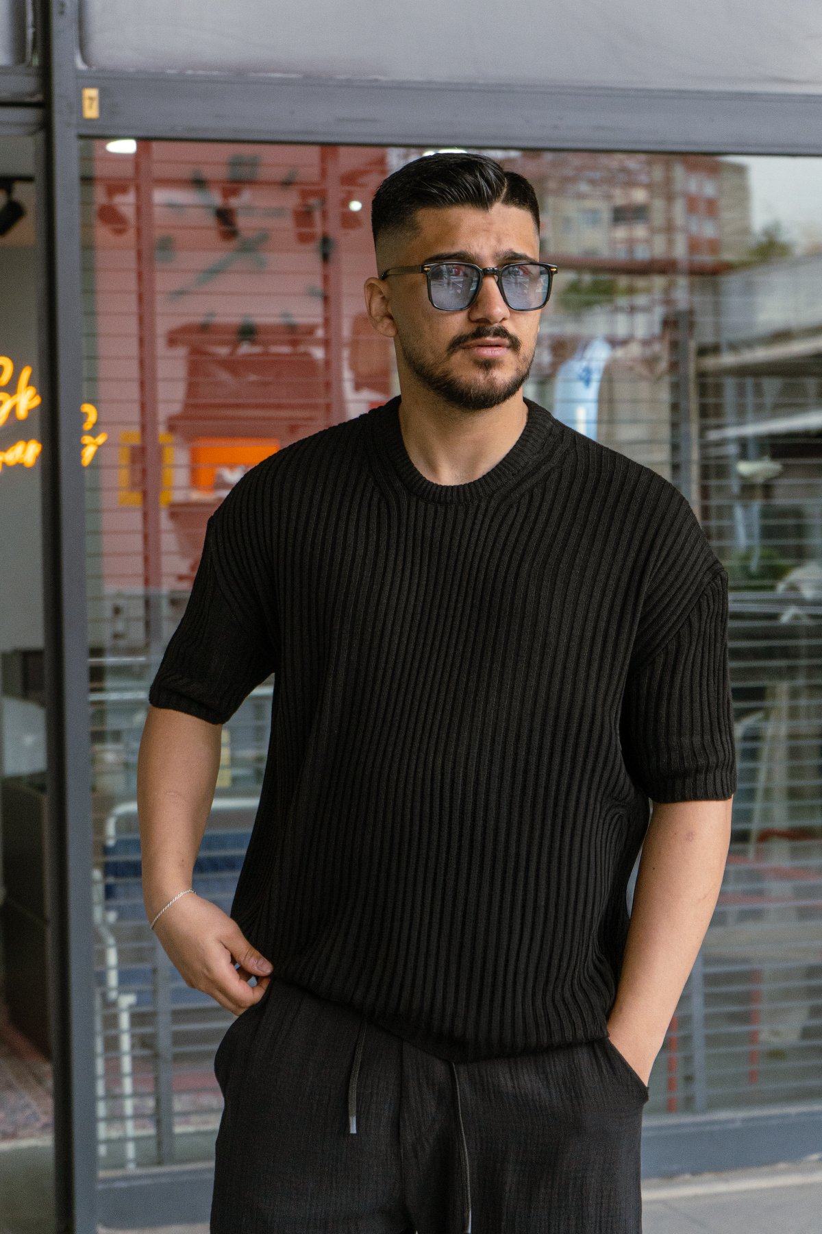Siyah Oversize Çizgili Triko Tshirt