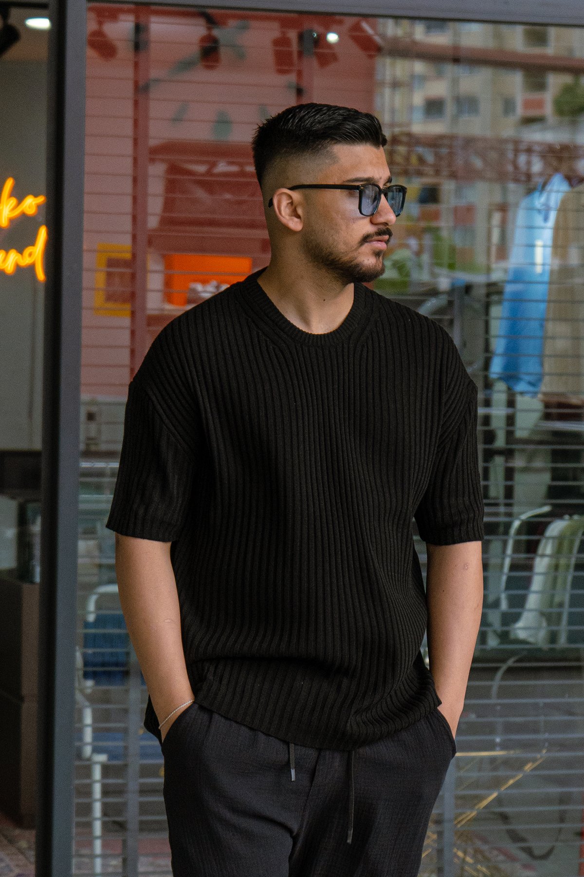 Siyah Oversize Çizgili Triko Tshirt