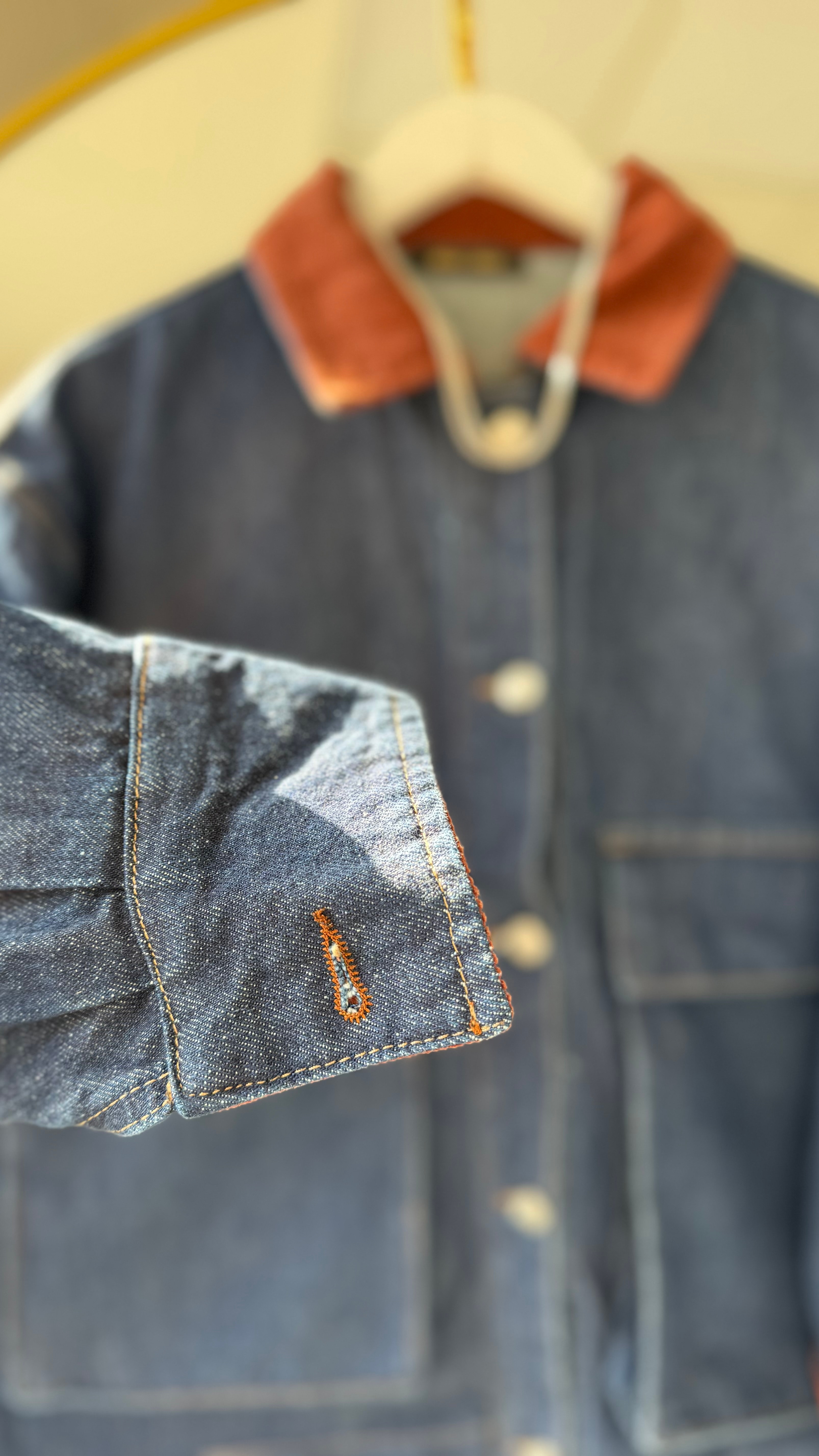 Yakası kadife detaylı kot ceket 