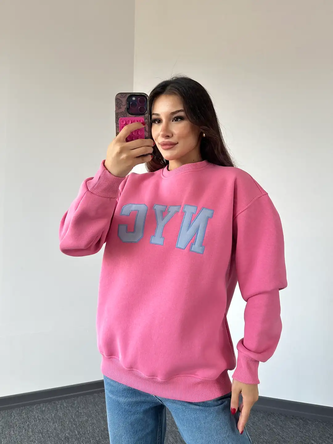 NYC nakışlı sweat pembe