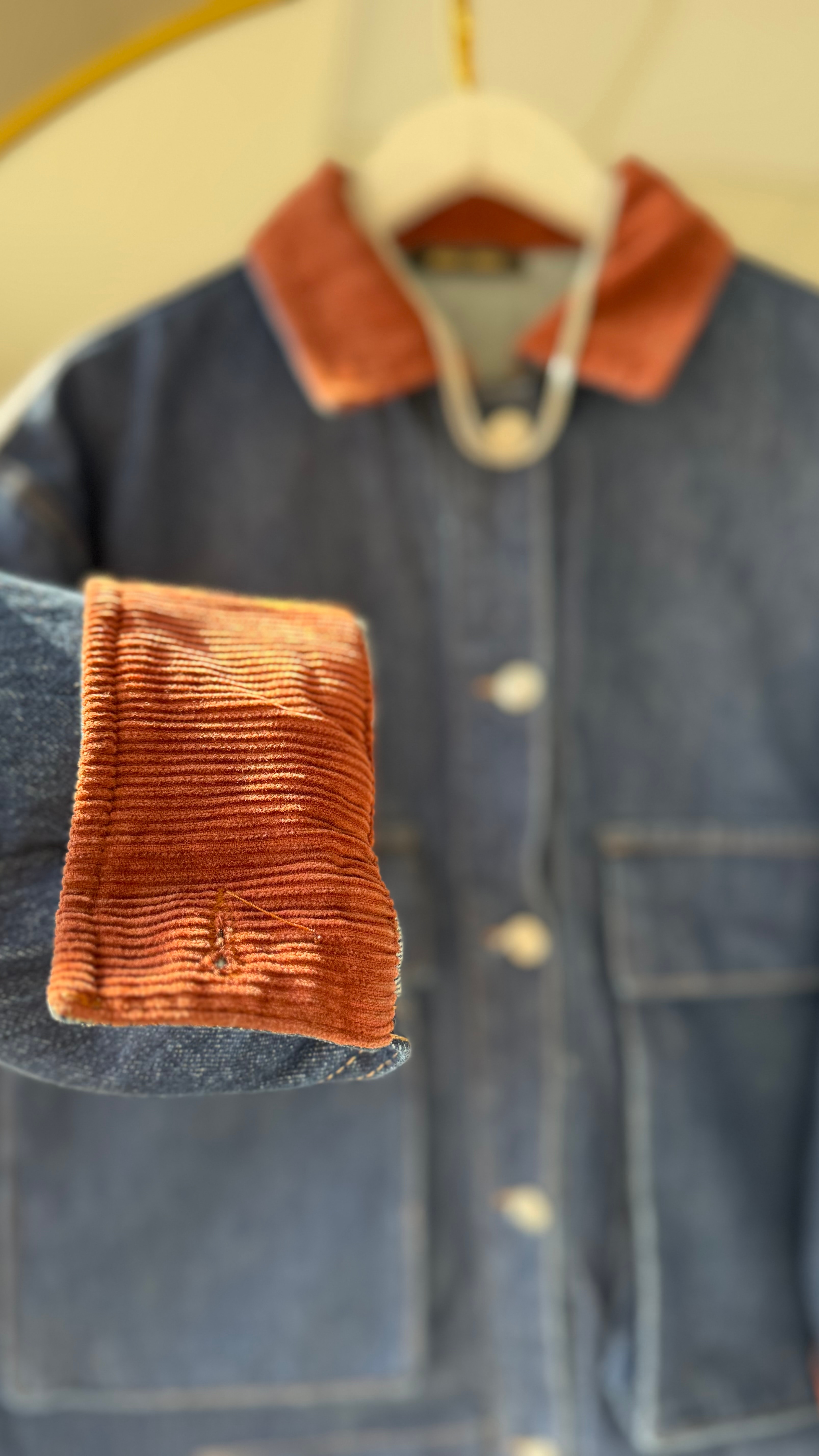 Yakası kadife detaylı kot ceket 