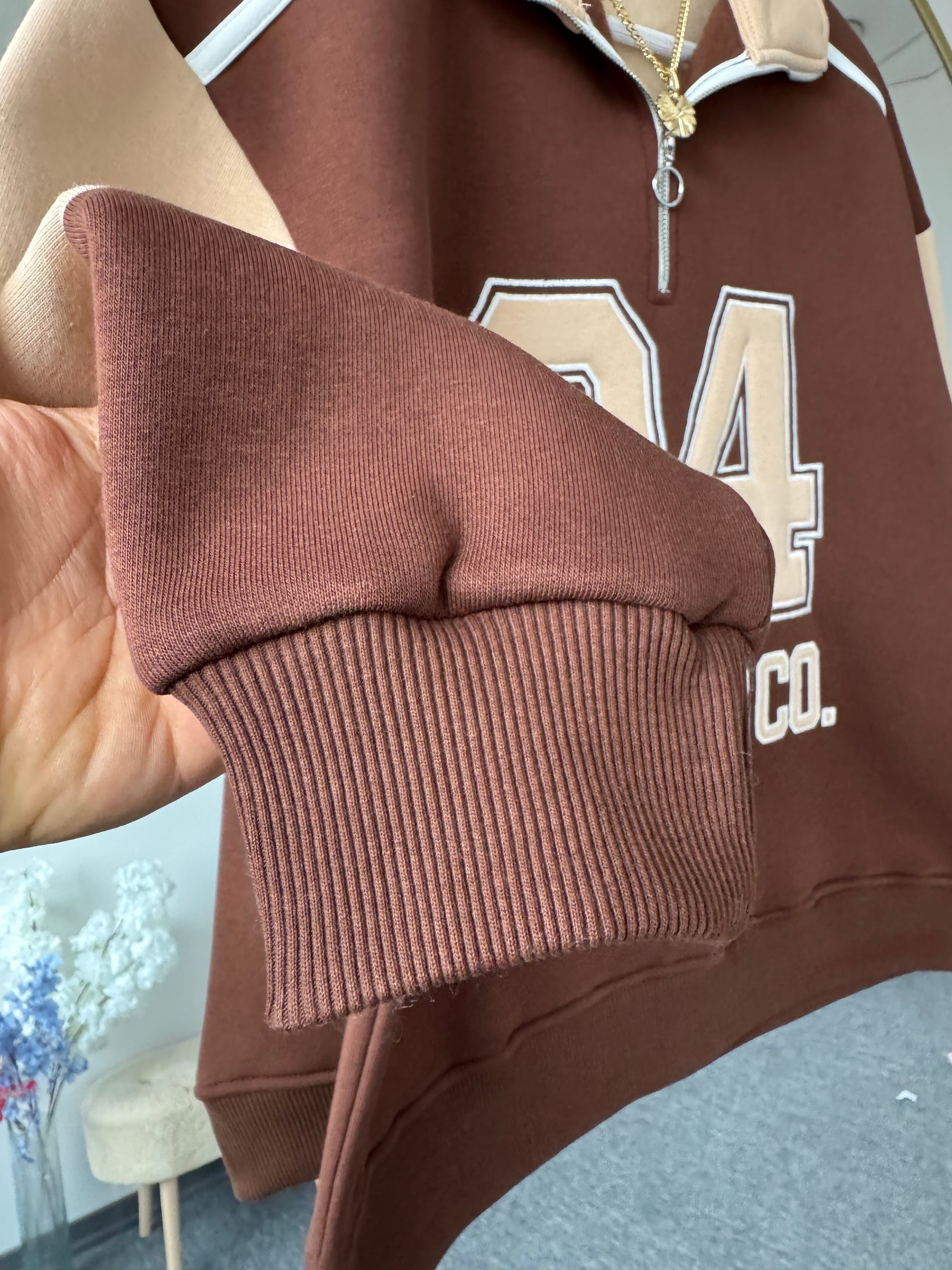 94 Nakışlı sweat Kahverengi