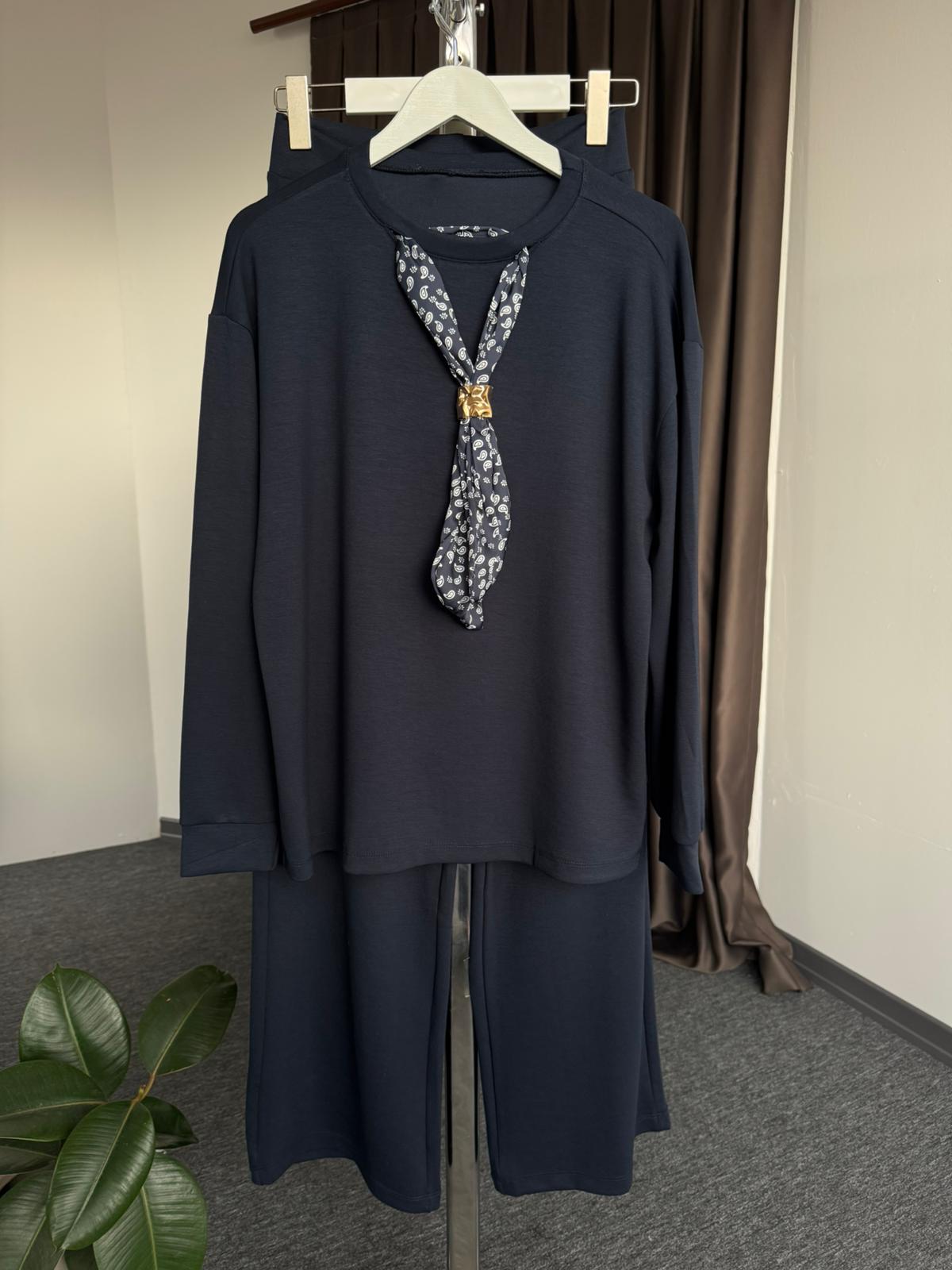 Yakası fülarlı oysh takım  LACİVERT