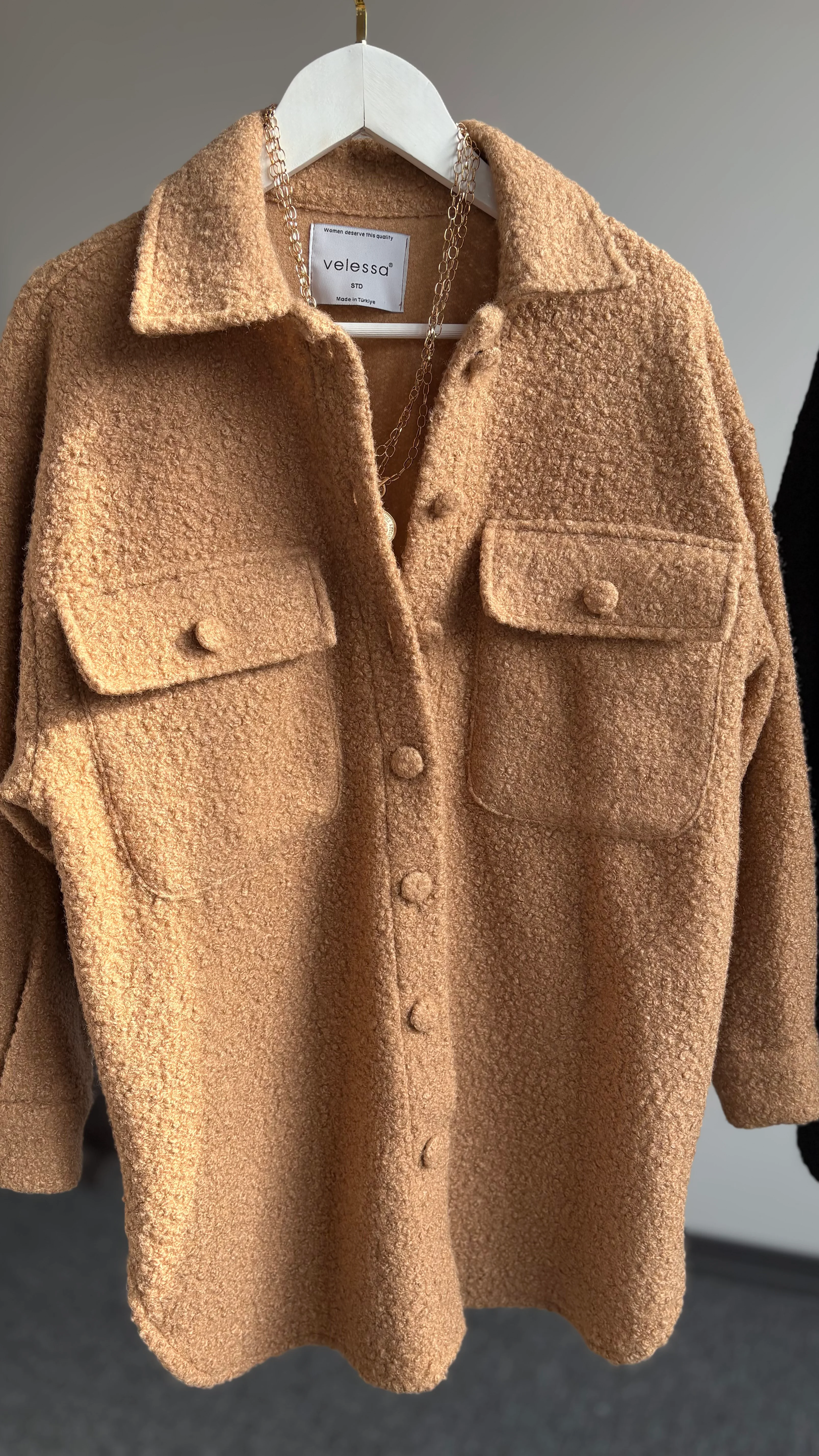 Yeni düz buklet gömlek