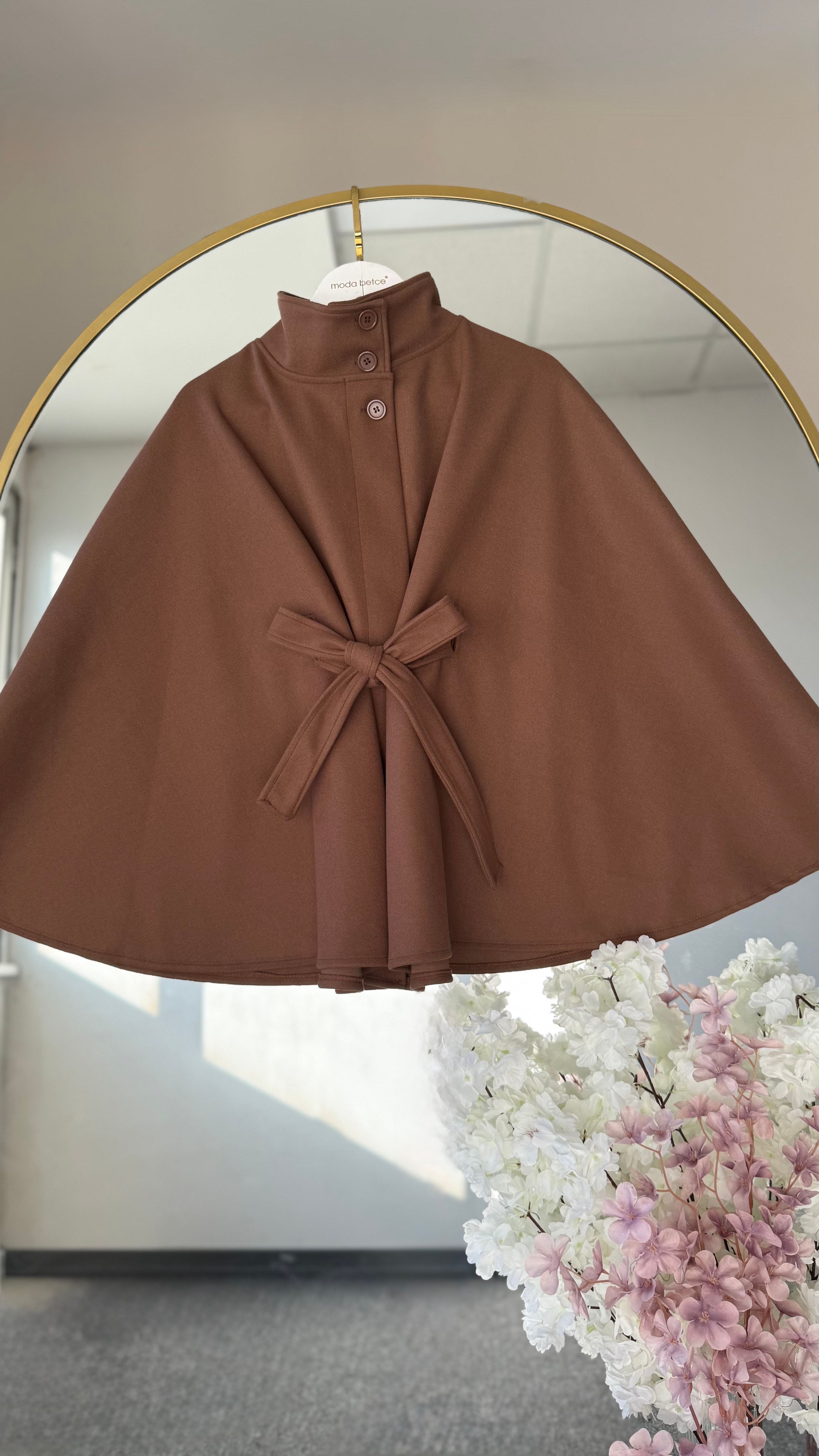 Maria kuşak detaylı panço kahverengi