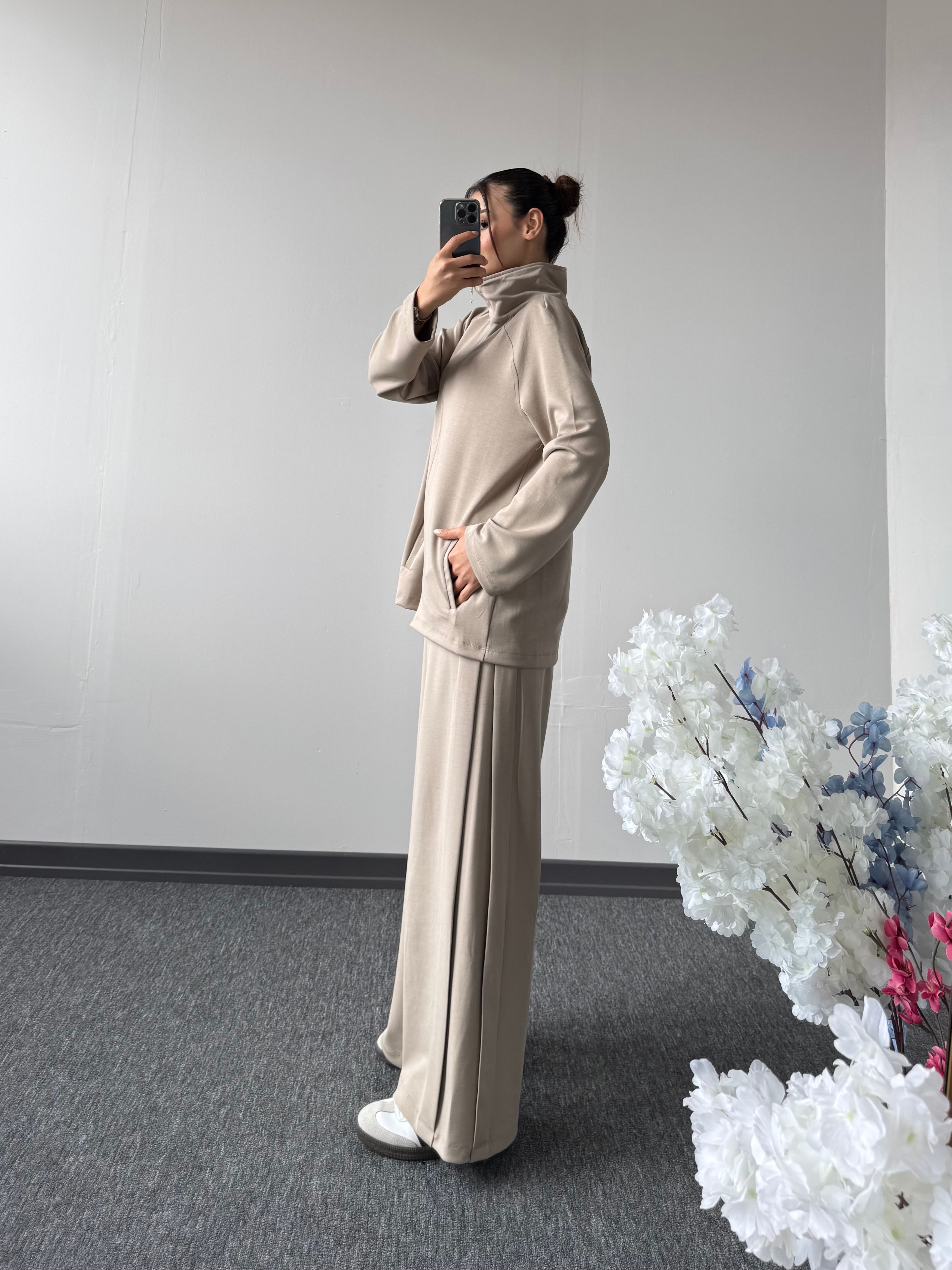 Oysh fermuarlı takım model 34 krem