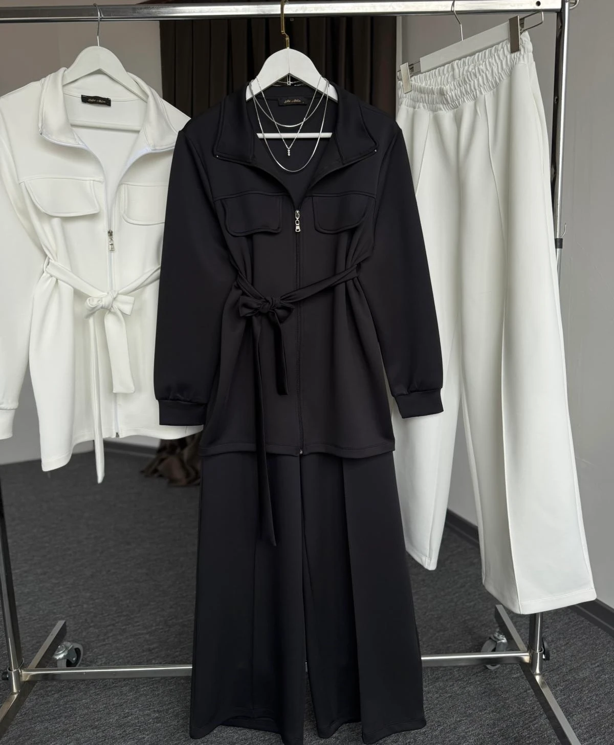 Lena scuba takım Beyaz