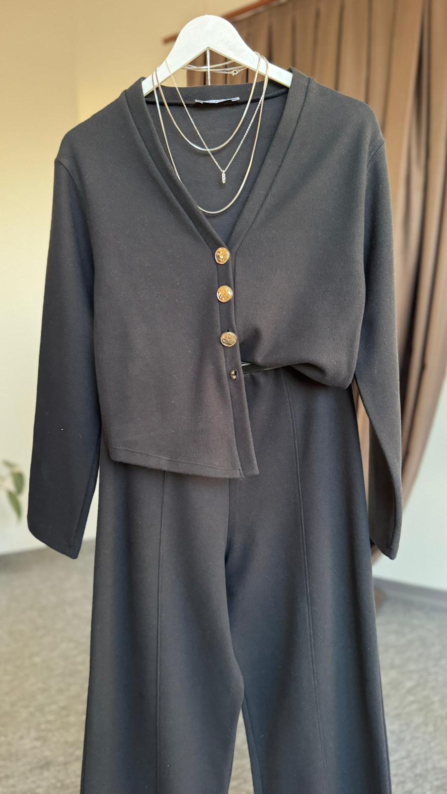 Aliza gold düğme triko takım Siyah