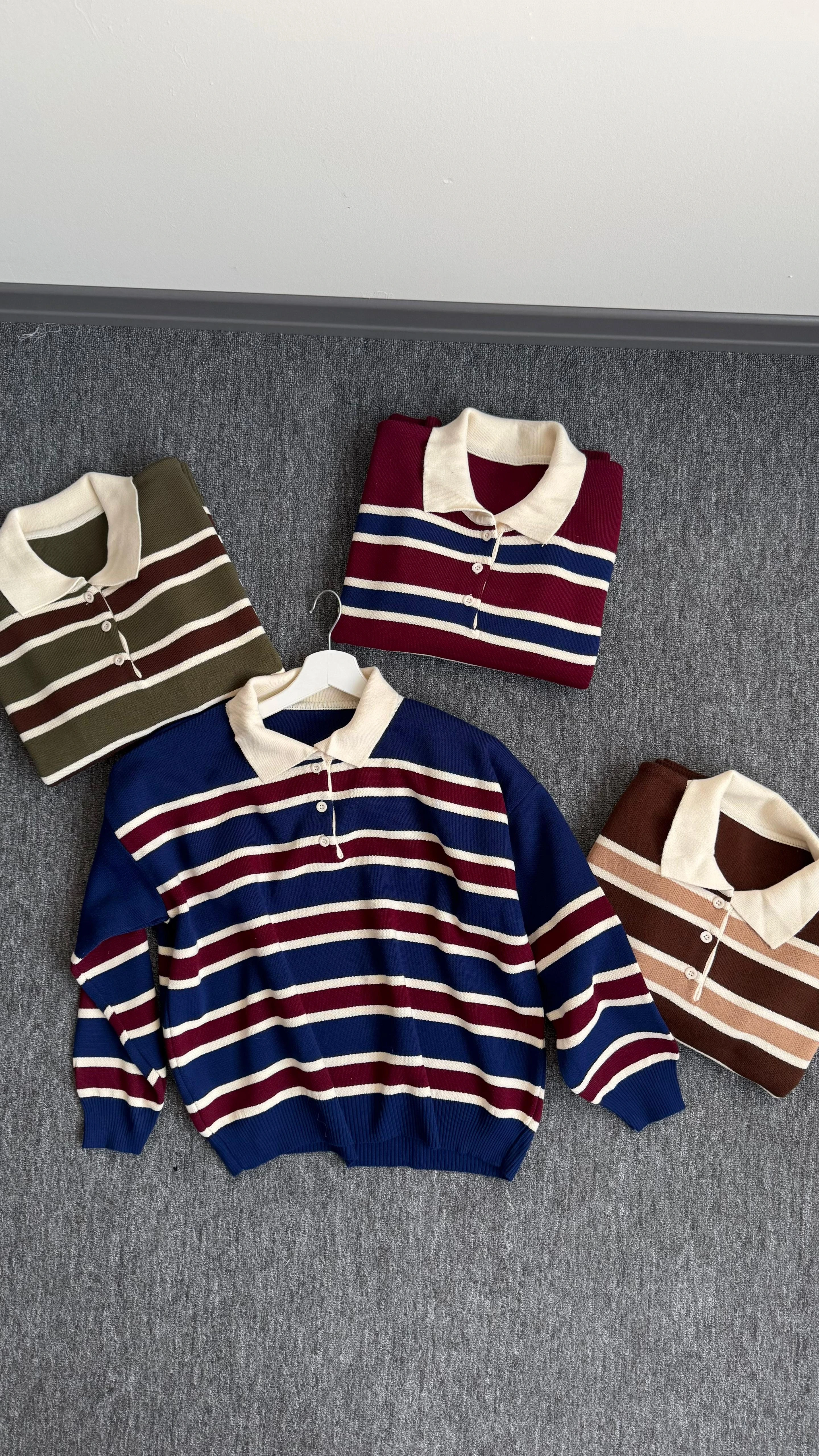 Yeni sezon çizgili kazak lacivert