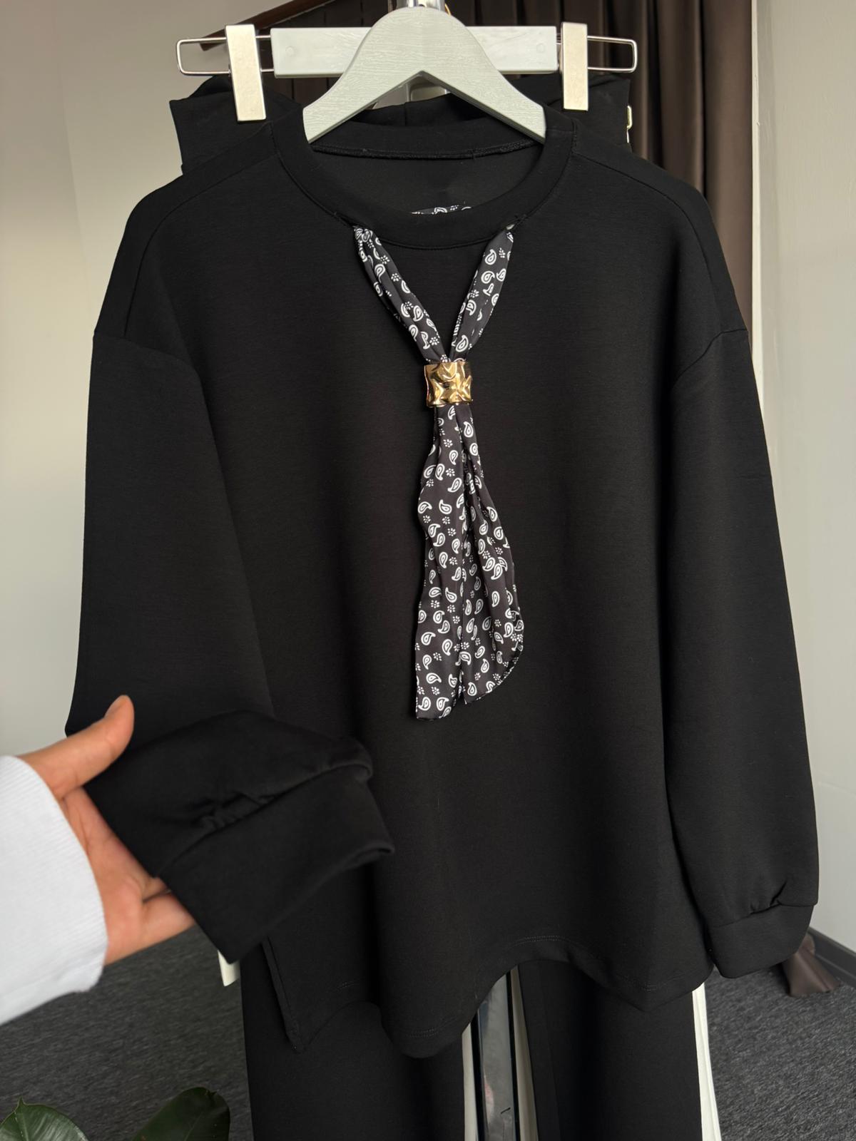 Yakası fülarlı oysh takım SİYAH