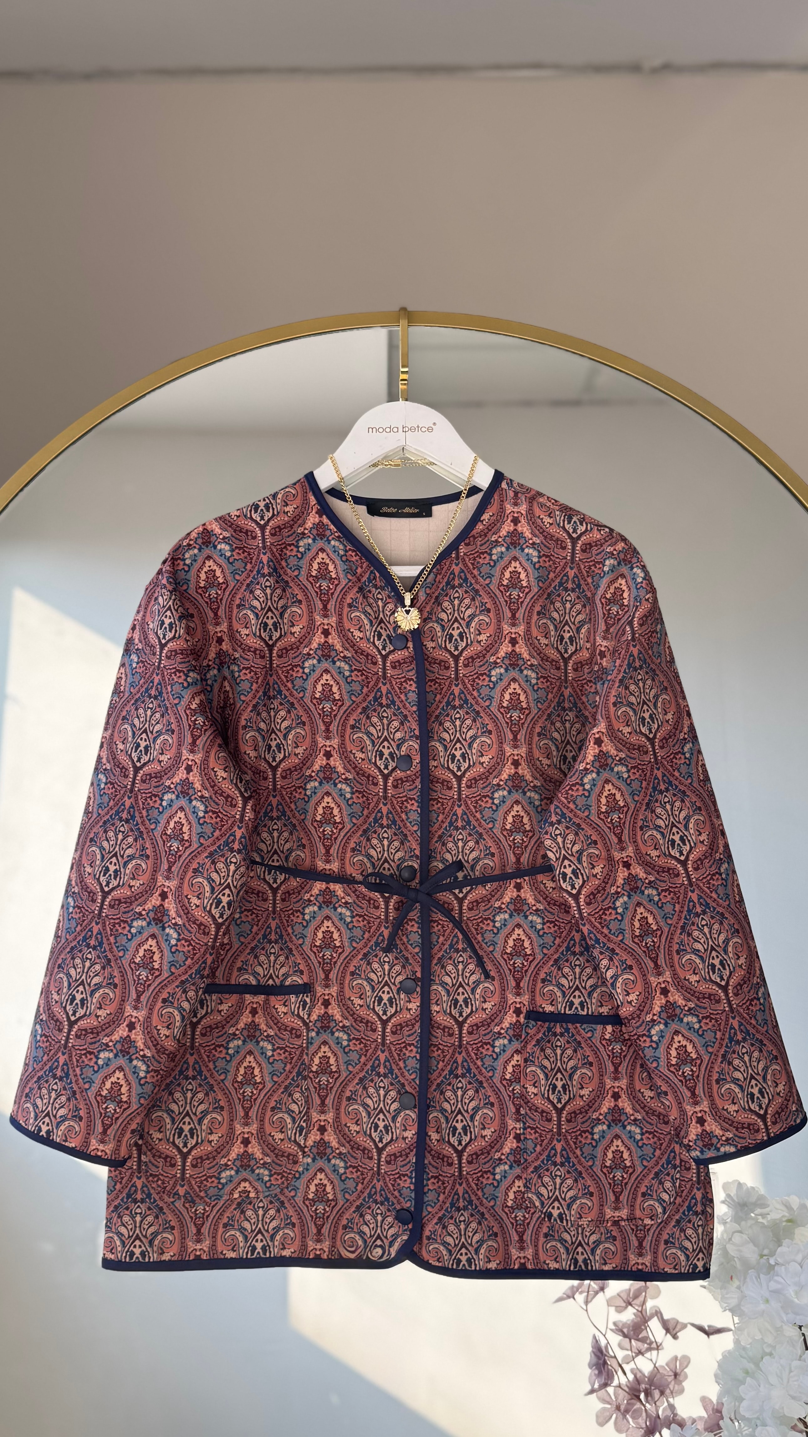 Hera capitone model 28