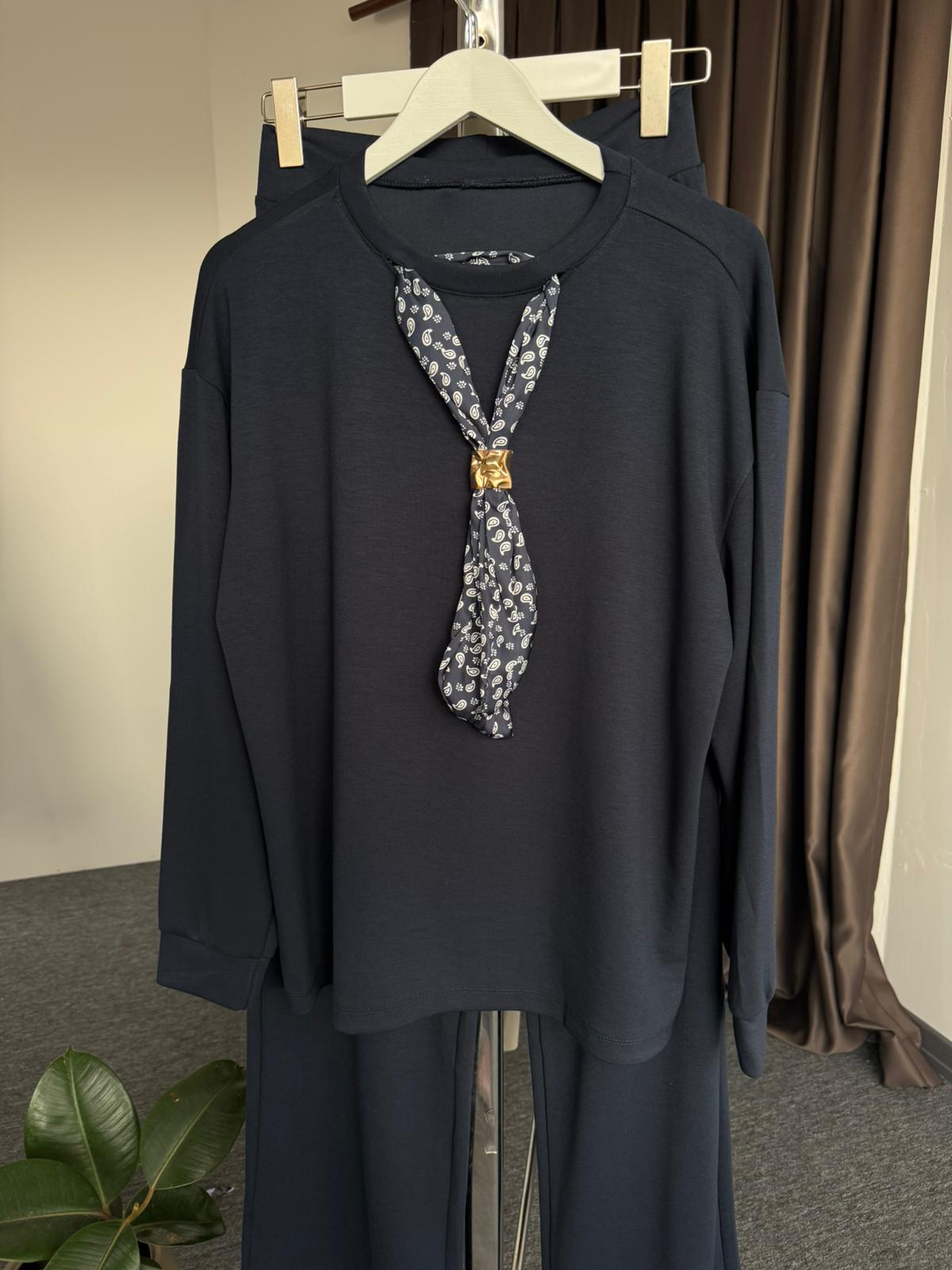 Yakası fülarlı oysh takım  LACİVERT