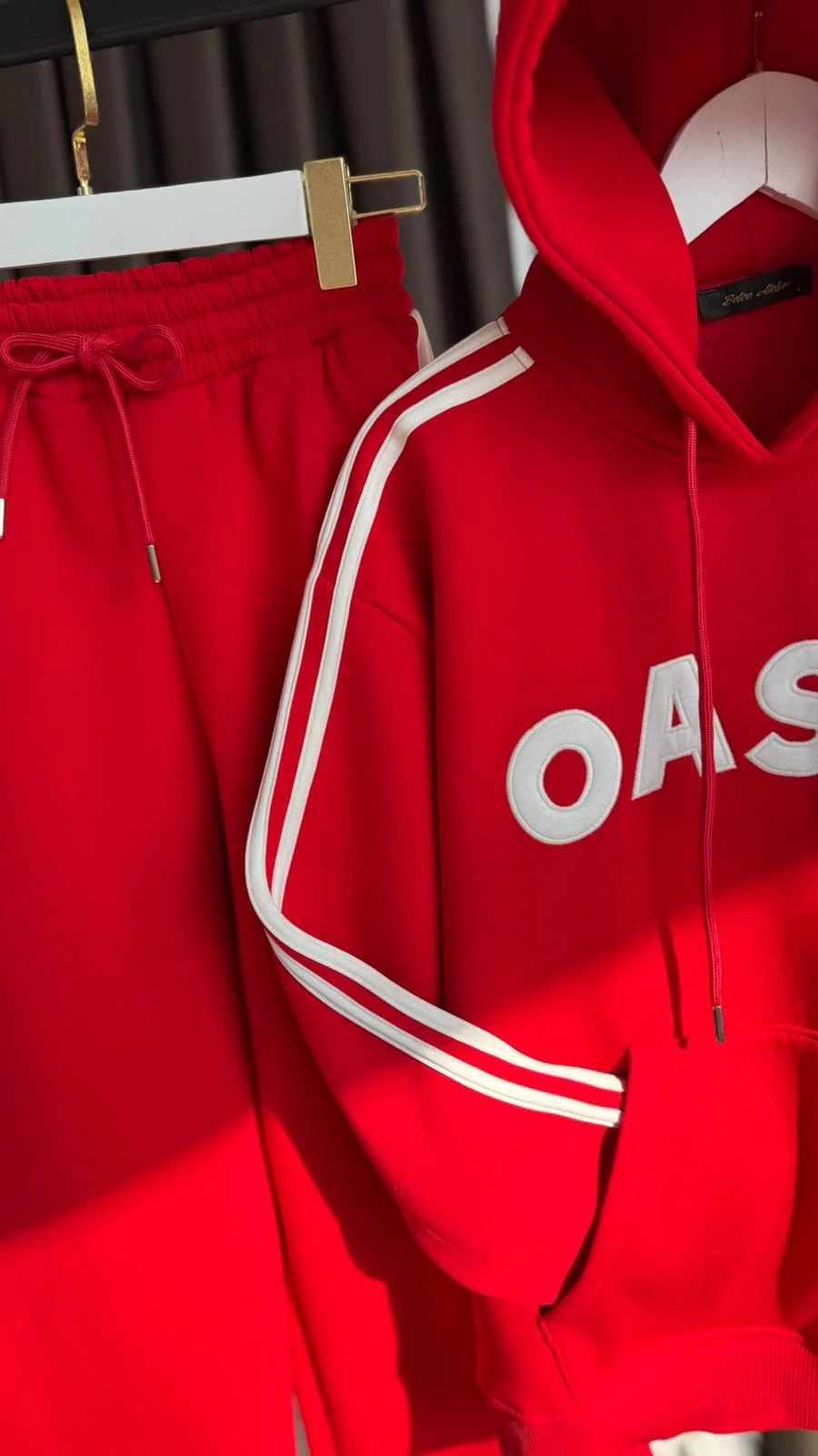 Oasıs nakışlı eşofman takım kırmızı 