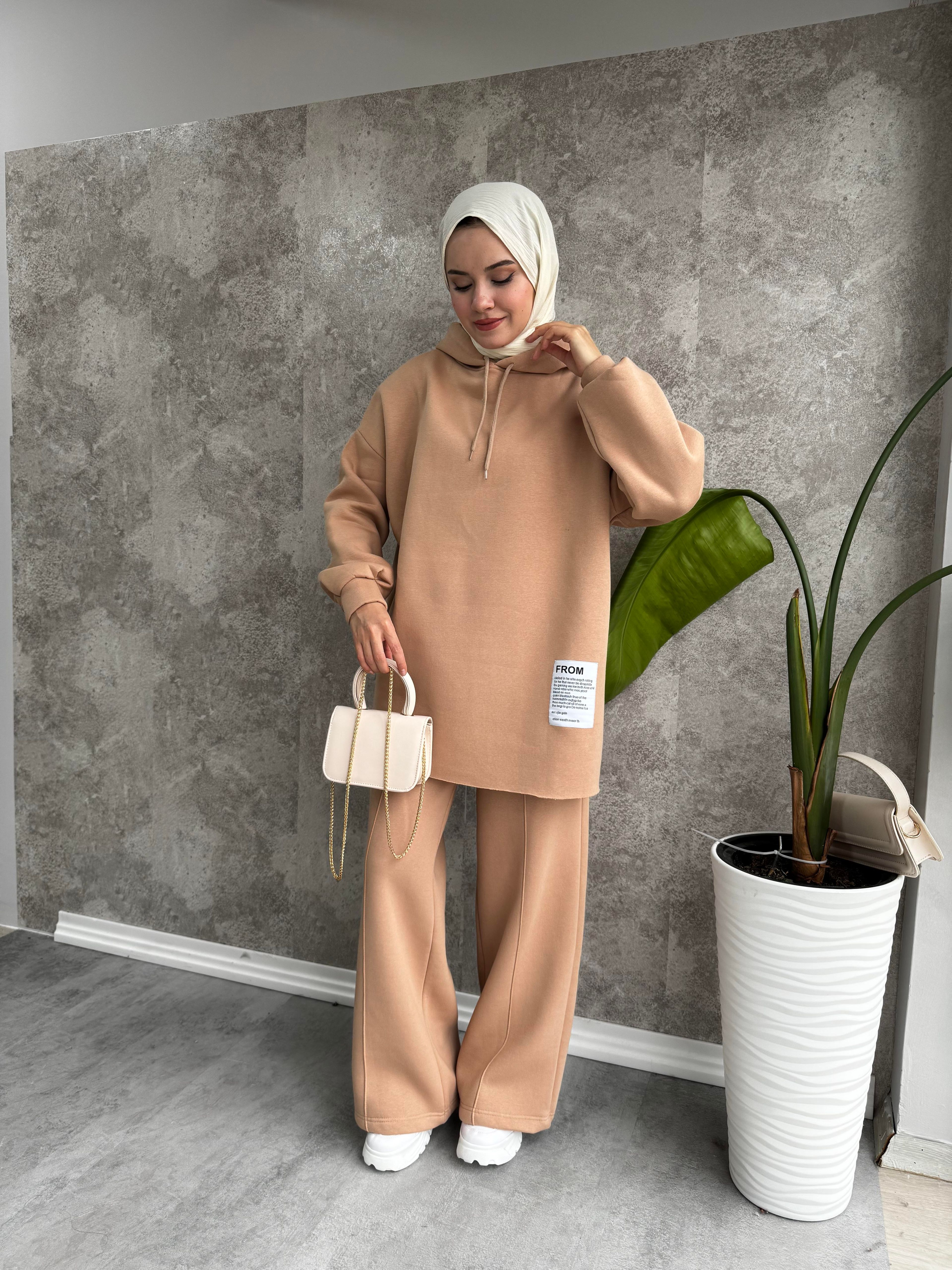 Oversize Etiket Detay Sweat Bej